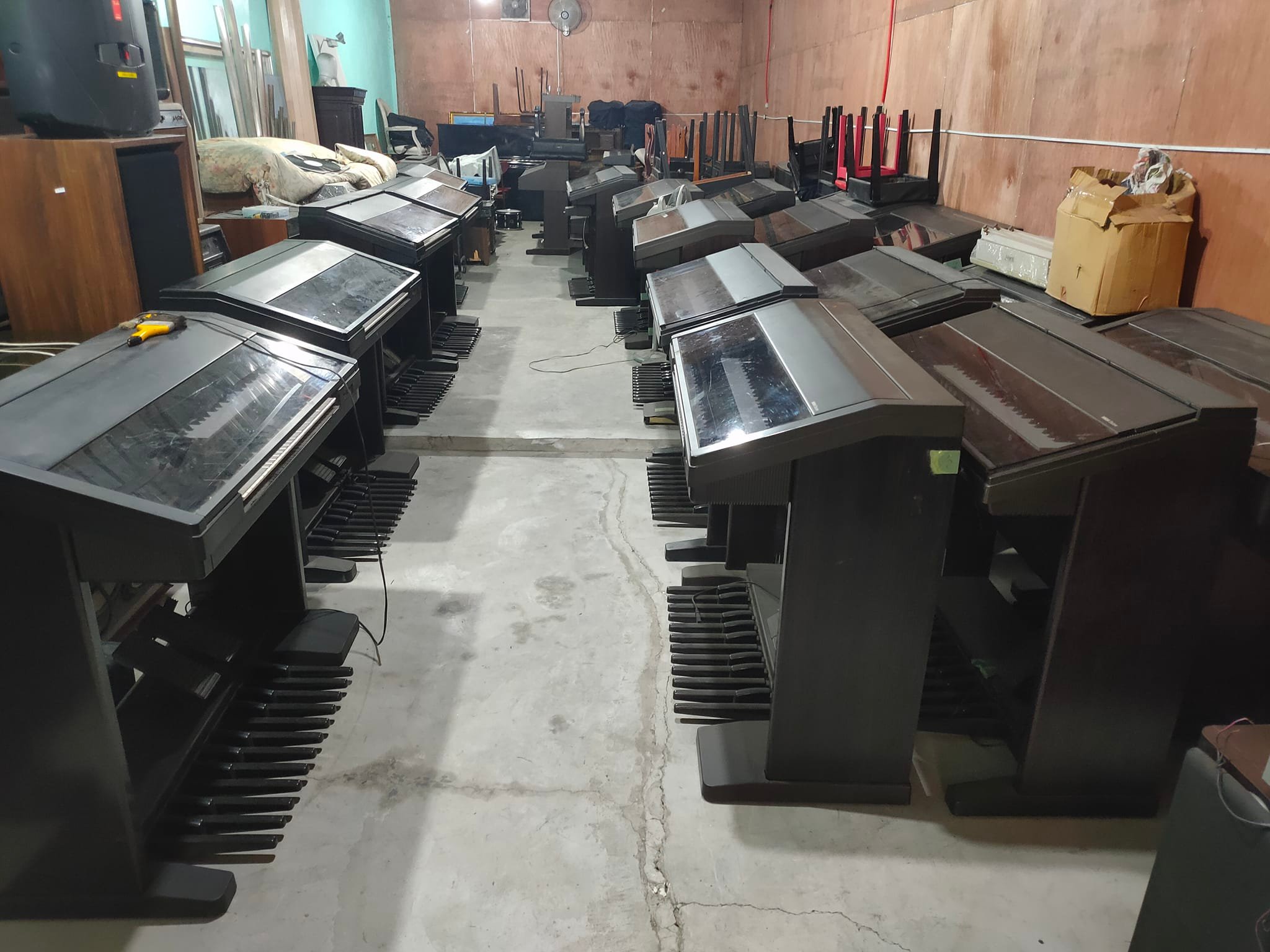 Yamaha El-900 with Hauptwerk for churches in SE Asia
