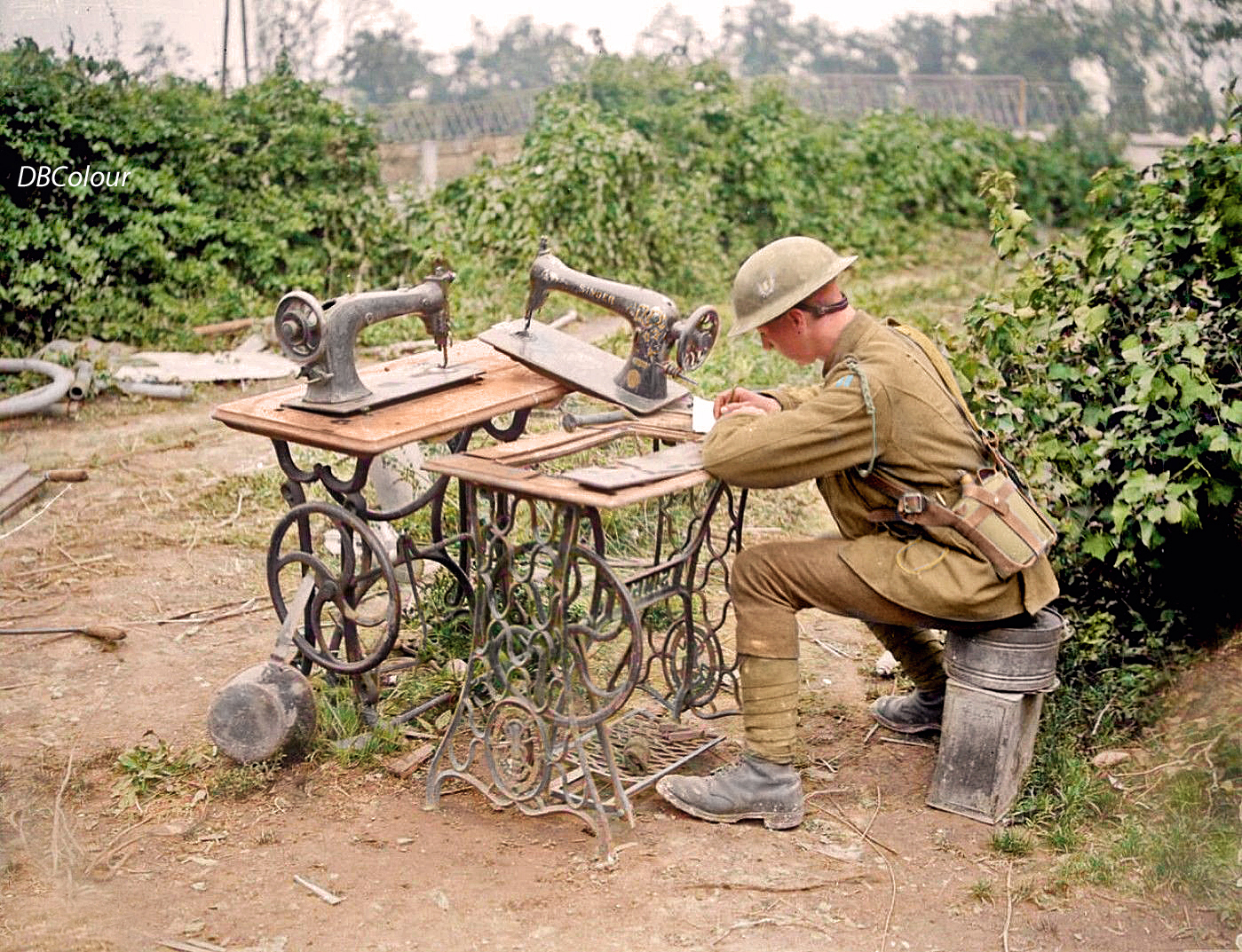 WW1 Colourised Photos - Soldier attached to the 9th (Scottish) Division ...