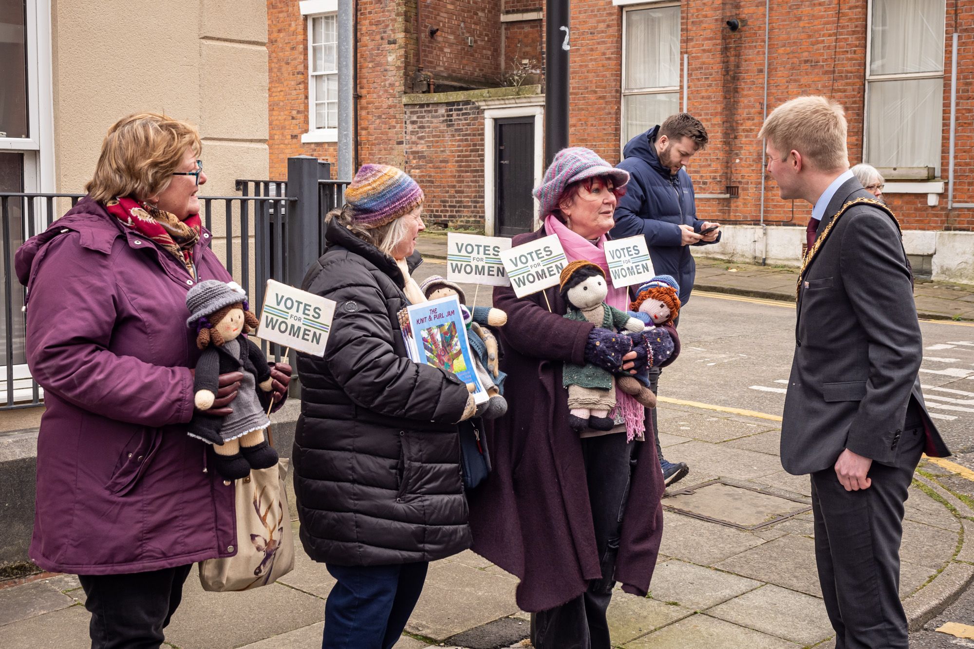 Friends - A Blue Plaque to celebrate the life of Beatrice Todd was ...