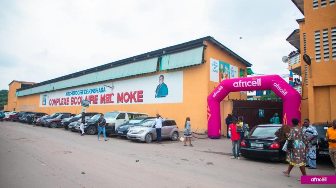 Africell RDC - Les écoliers sont le futur de demain!...