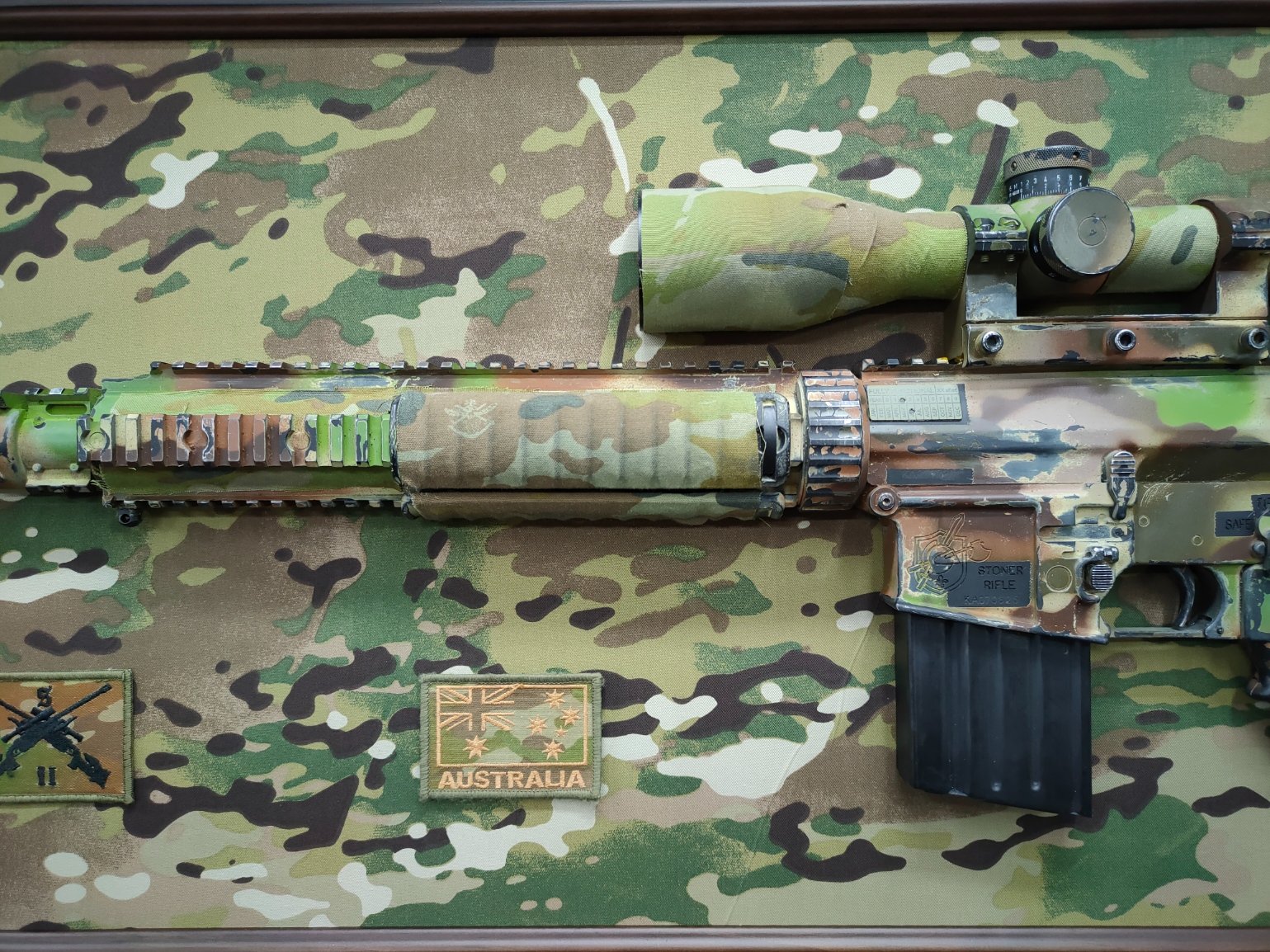 Military Weapons Trophies... - Military Weapons Trophies