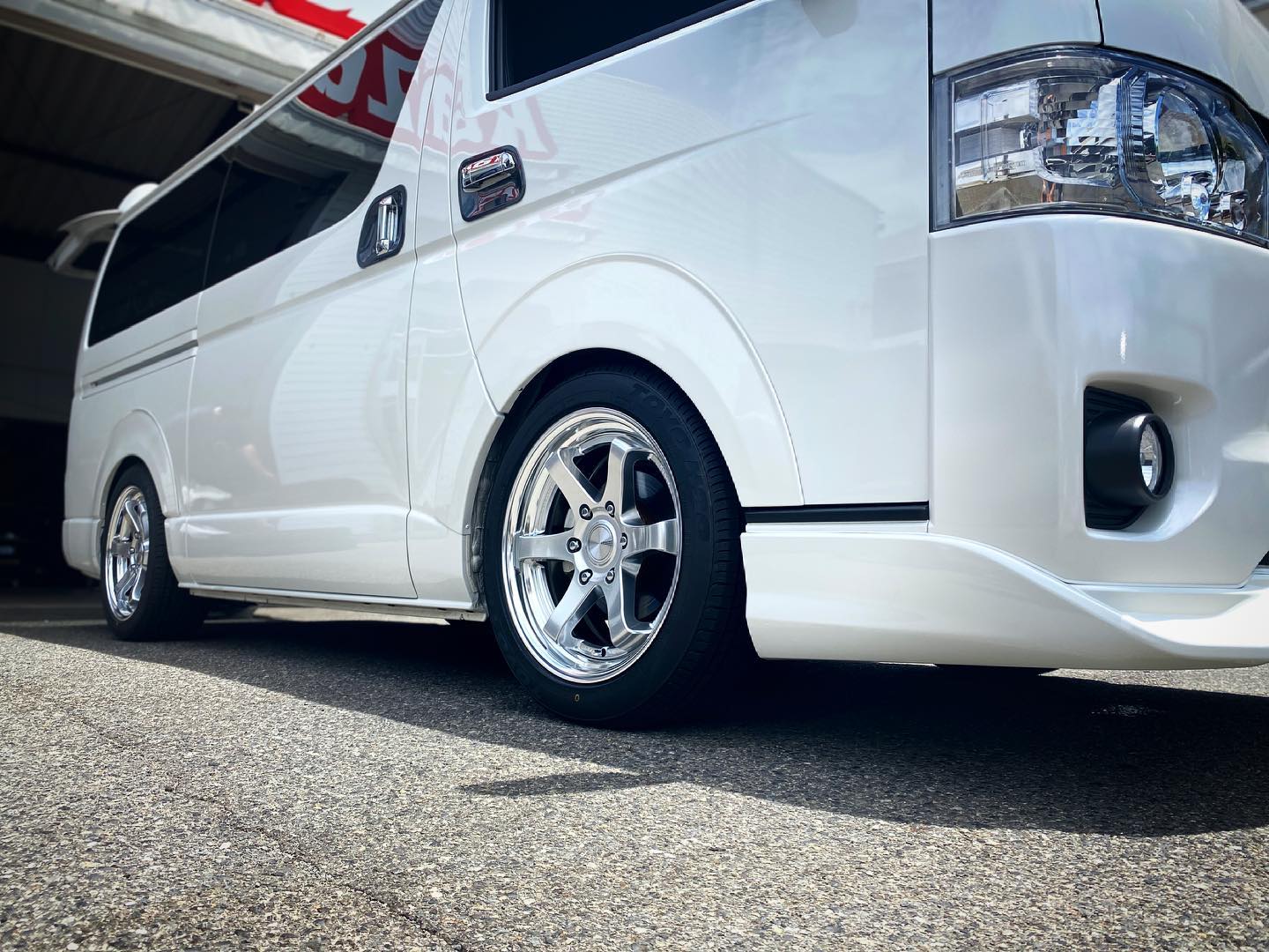 KBRACING2 18inch8J+38 Titanium-チタン- . . Toyo H20 225/50R18