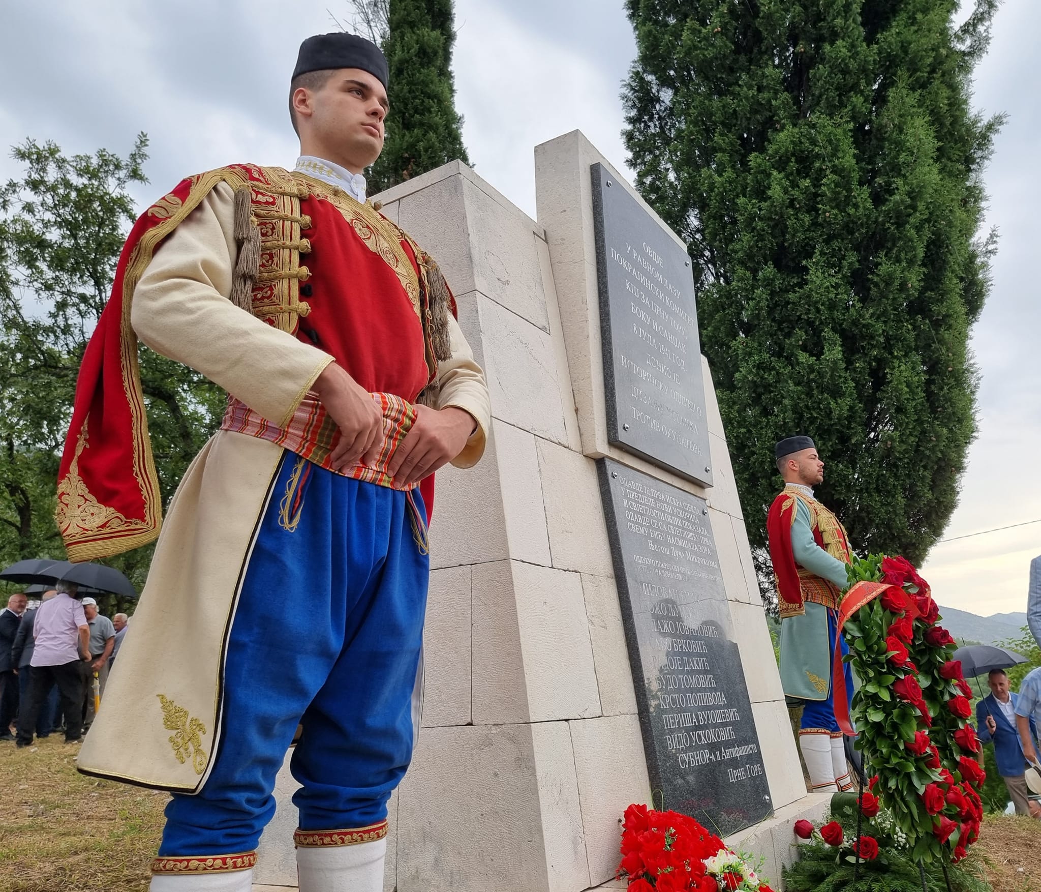 Položen vijenac na spomenik na... - Glavni grad Podgorica | Facebook
