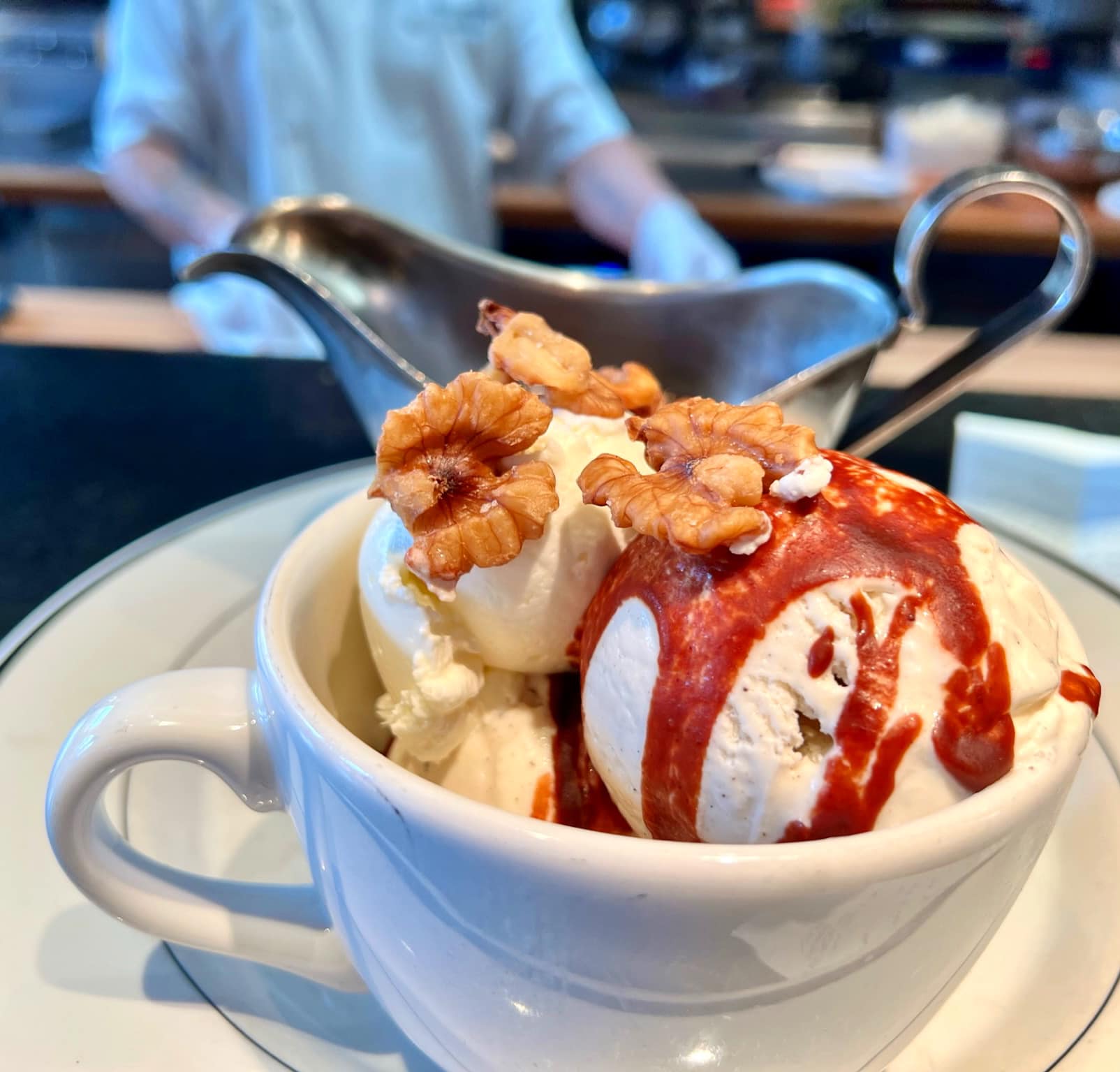 You can't say “no” to our hot fudge sundae. 🍨