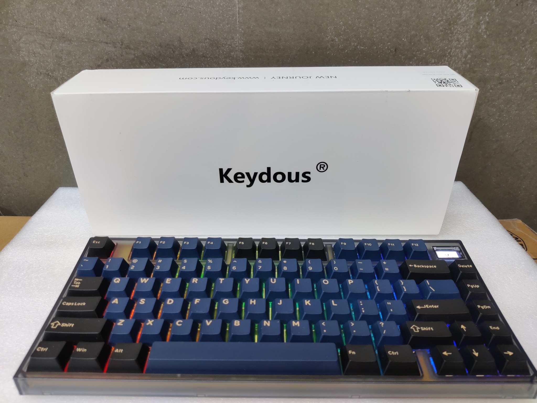 Pezlato - Keydous NJ80 / NJ81 ตอนนี้มีสี White Moon คีย์แคป English ...