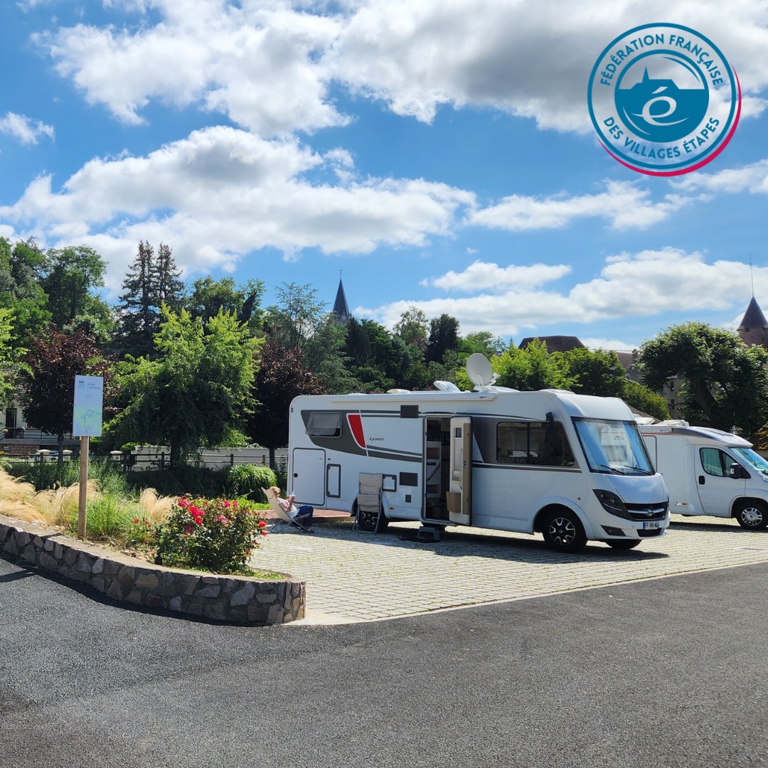 RVR World - 🌿 RVR est heureux de compter Les Villages... | Facebook
