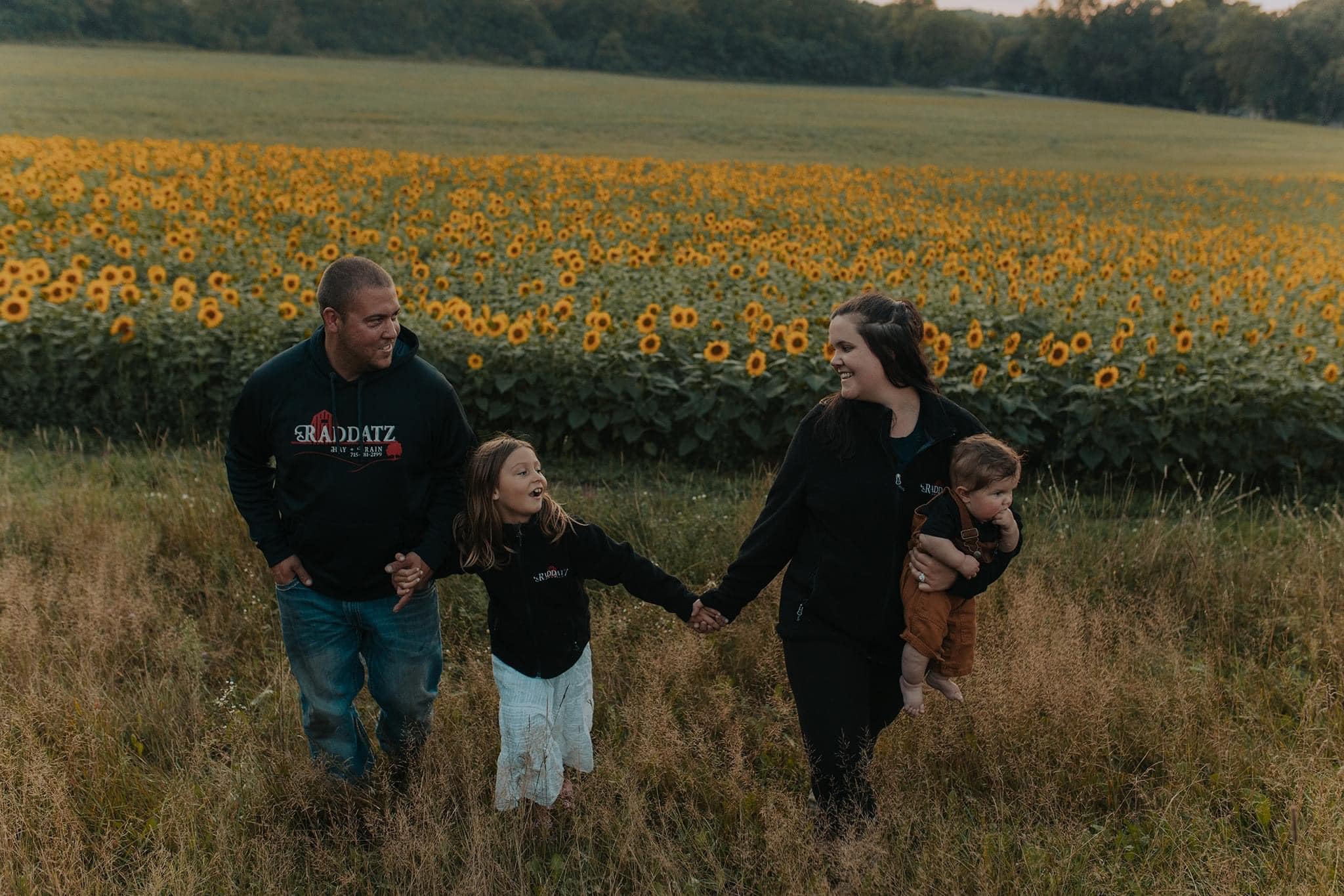 Raddatz Hay and Grain LLC | New Richmond WI