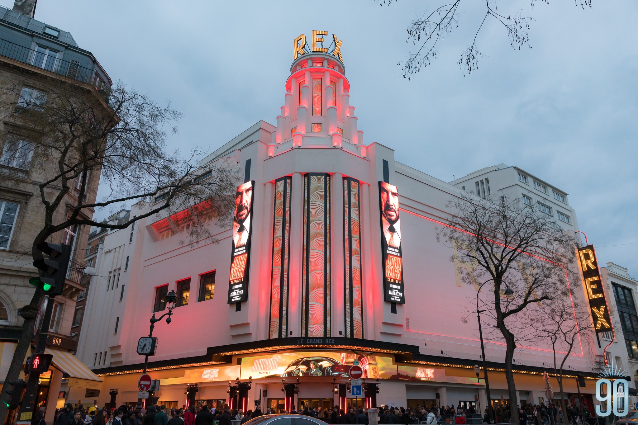 Le Grand Rex 1 Bd Poissonniere 75002 Paris