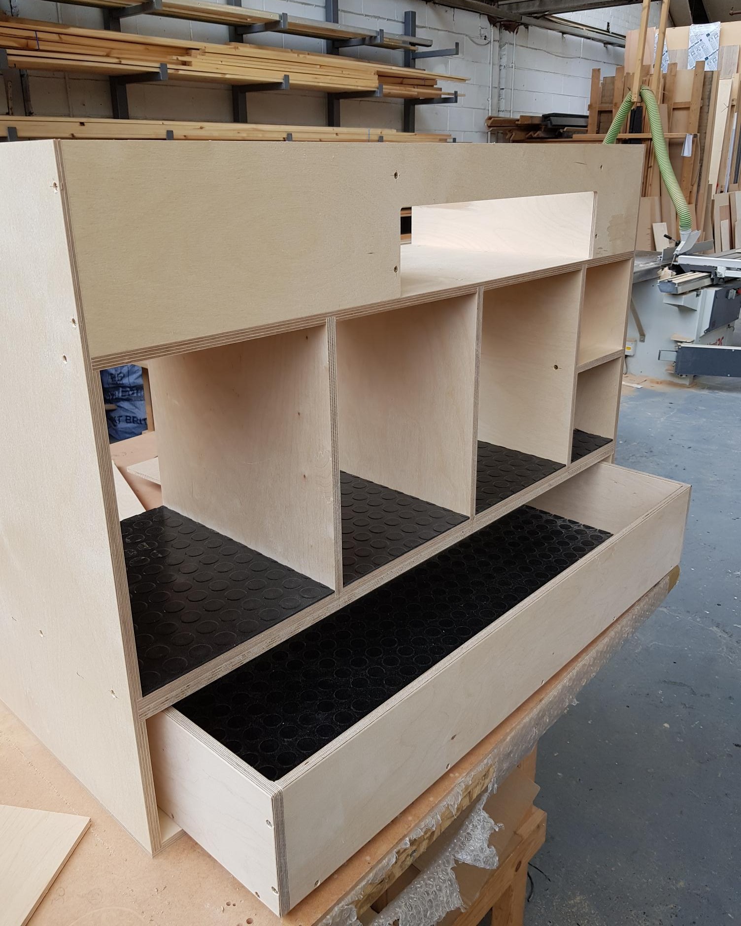 Car-Boot Box - This custom build is coming along nicely.... | Facebook