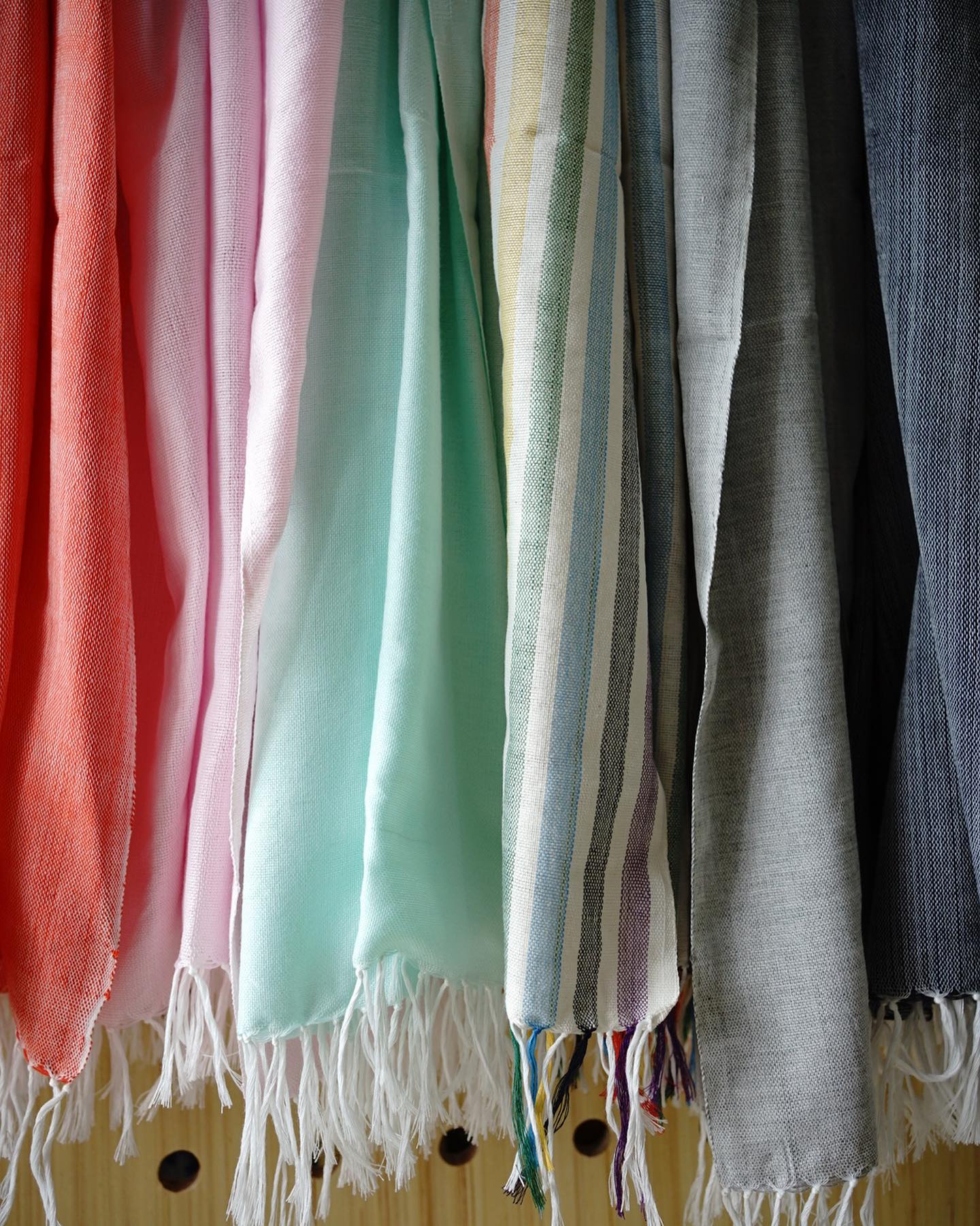 Abel PH - New: AMIHAN SHAWLS •Plain and fine inabel...