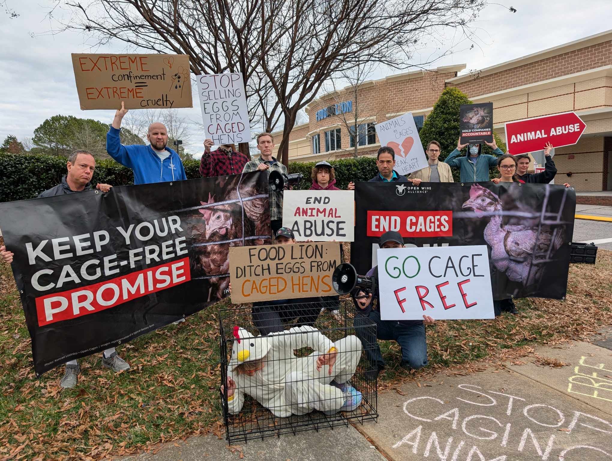 Protest Food Lion: Animals don't belong in CRUEL CAGES!
