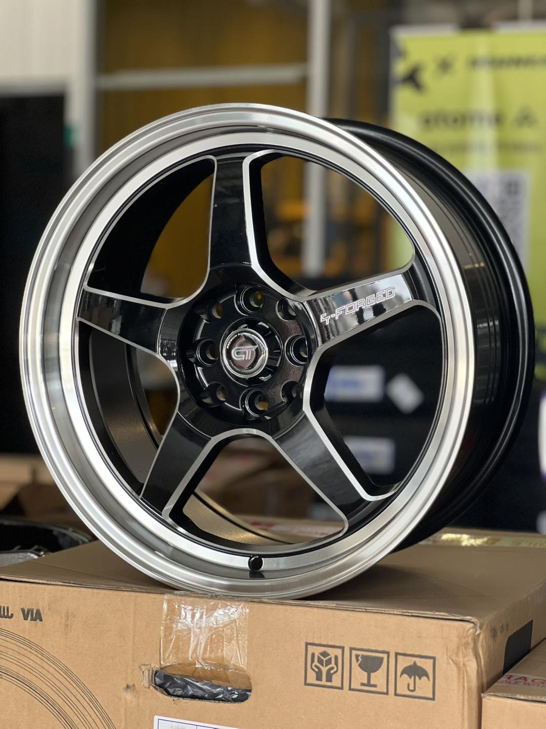 Borneo Sport Rim & Tyre | Kota Kinabalu