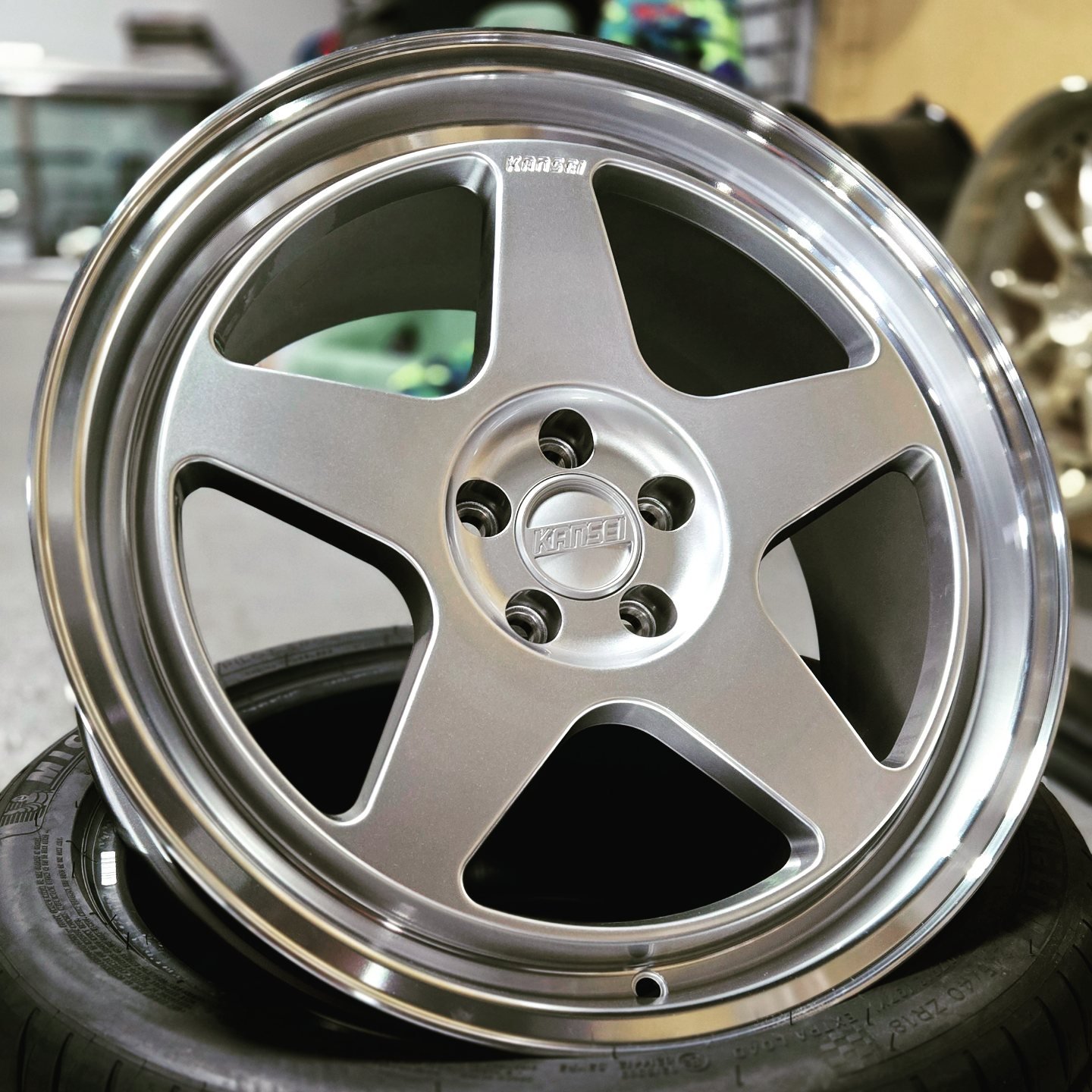 Kansei KNP 18x8.5 5x100 +35 Hyper Silver