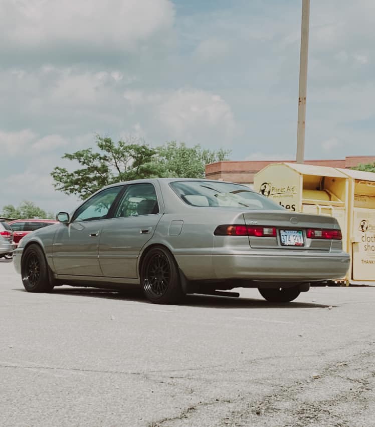 マロン様 Hi guys I'm new to the group, this is my 98 camry LE with 73k