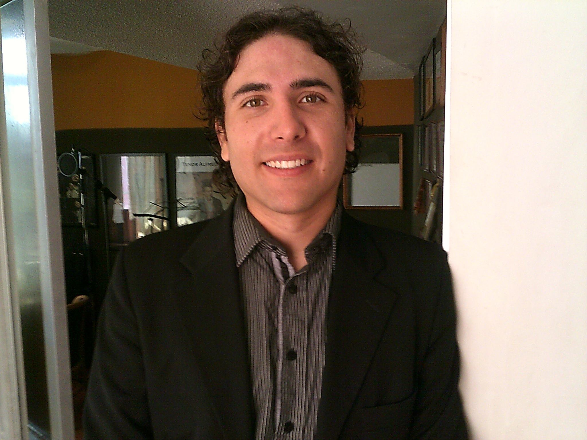 Tenor Alberto Escobar
