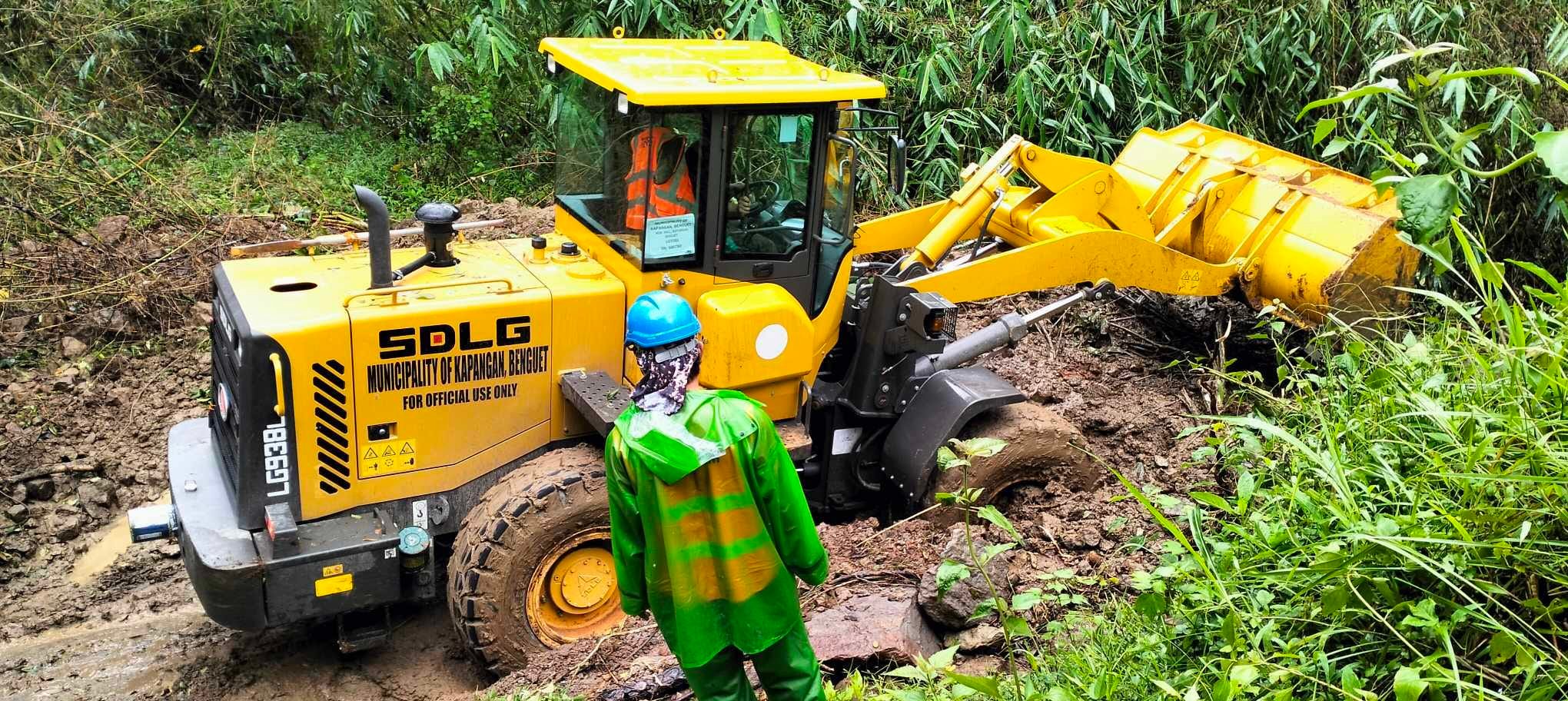 LGU-Kapangan - ROAD CLEARING OPERATION The MDRRMC led... | Facebook