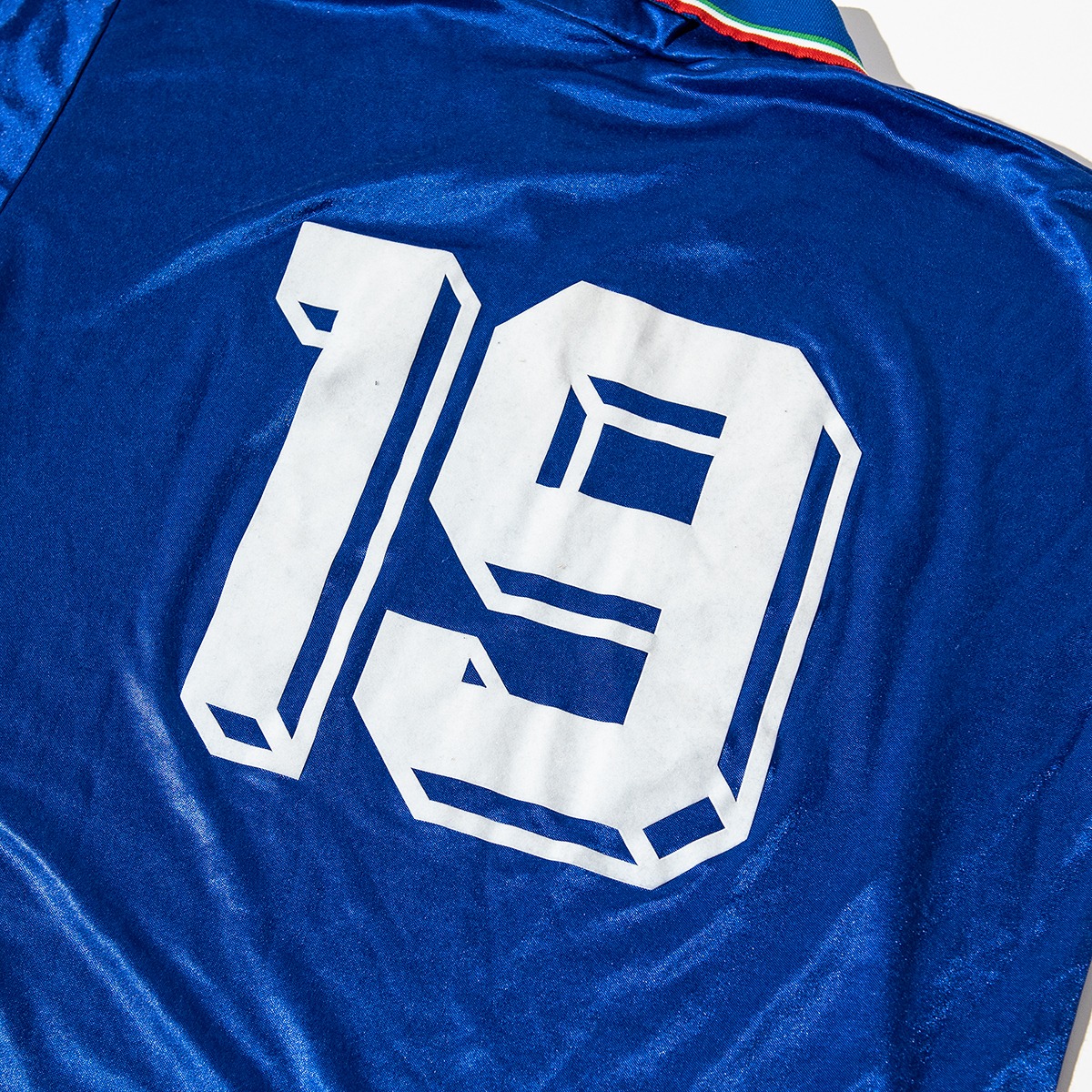 Italy 1994-96 Home Shirt by Nike ??