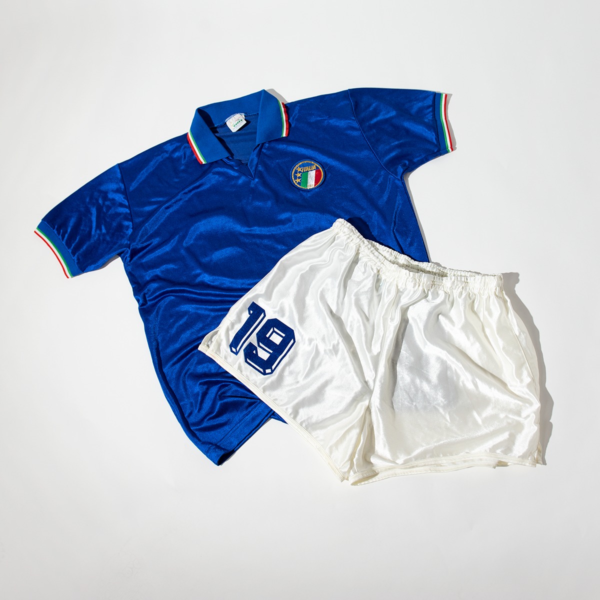 Italy 1994-96 Home Shirt by Nike ??
