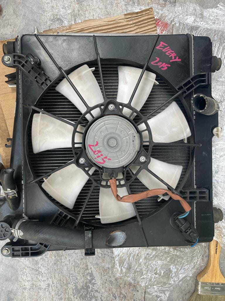 Swipeware - Suzuki every DA17 complete Radiator for...