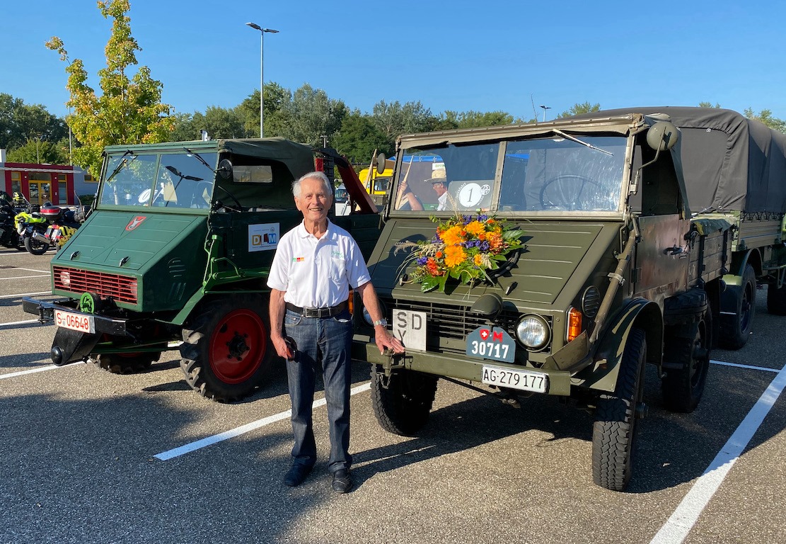 Unimog - 2021: Unimog-Pionier Roland Feix, 93 Jahre, zwischen dem ...