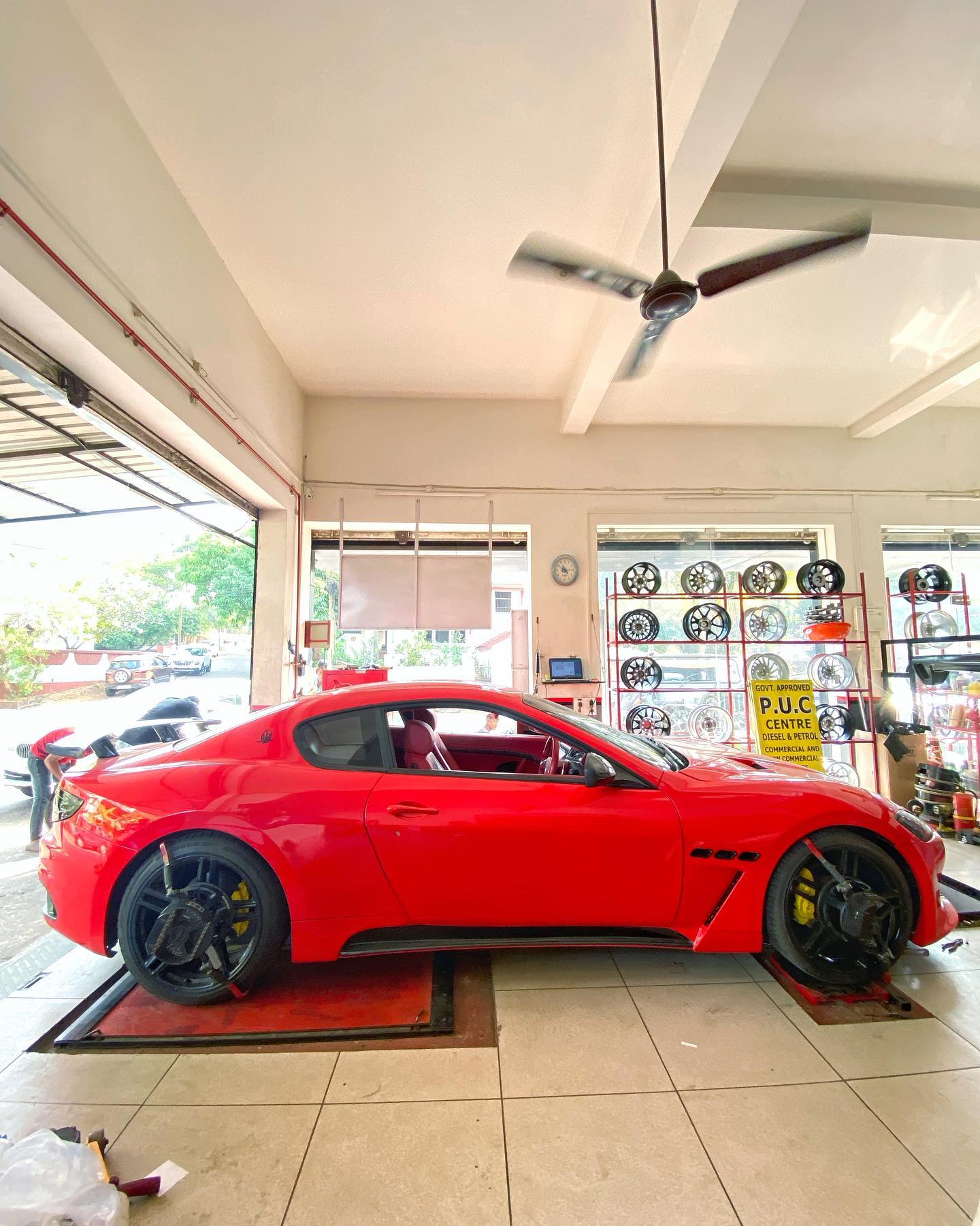 R S Autotech - Maserati Wheel alignment on the Hunter... | Facebook