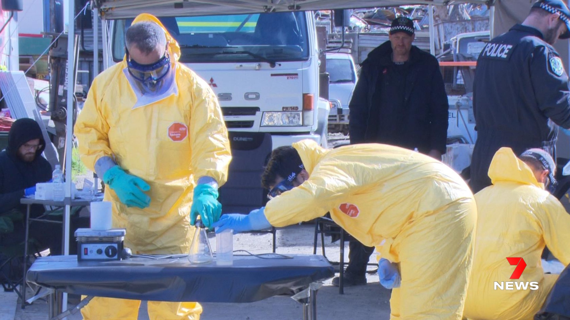 7NEWS Adelaide - Police have uncovered a drug lab inside a...