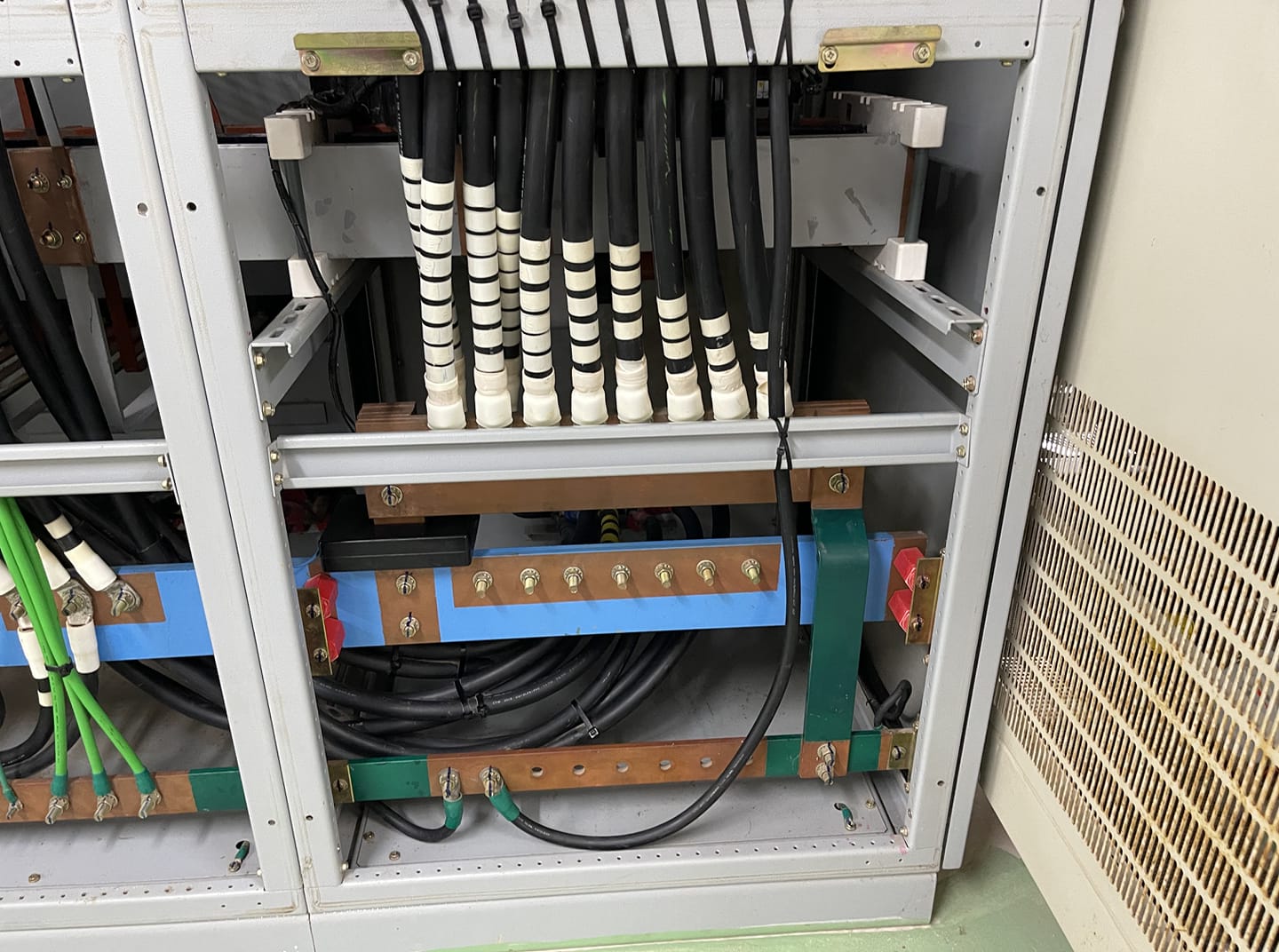 การตรวจจับไฟรั่วที่ตู้ MDB... - ห้องไฟฟ้า (Electrical Room) | Facebook