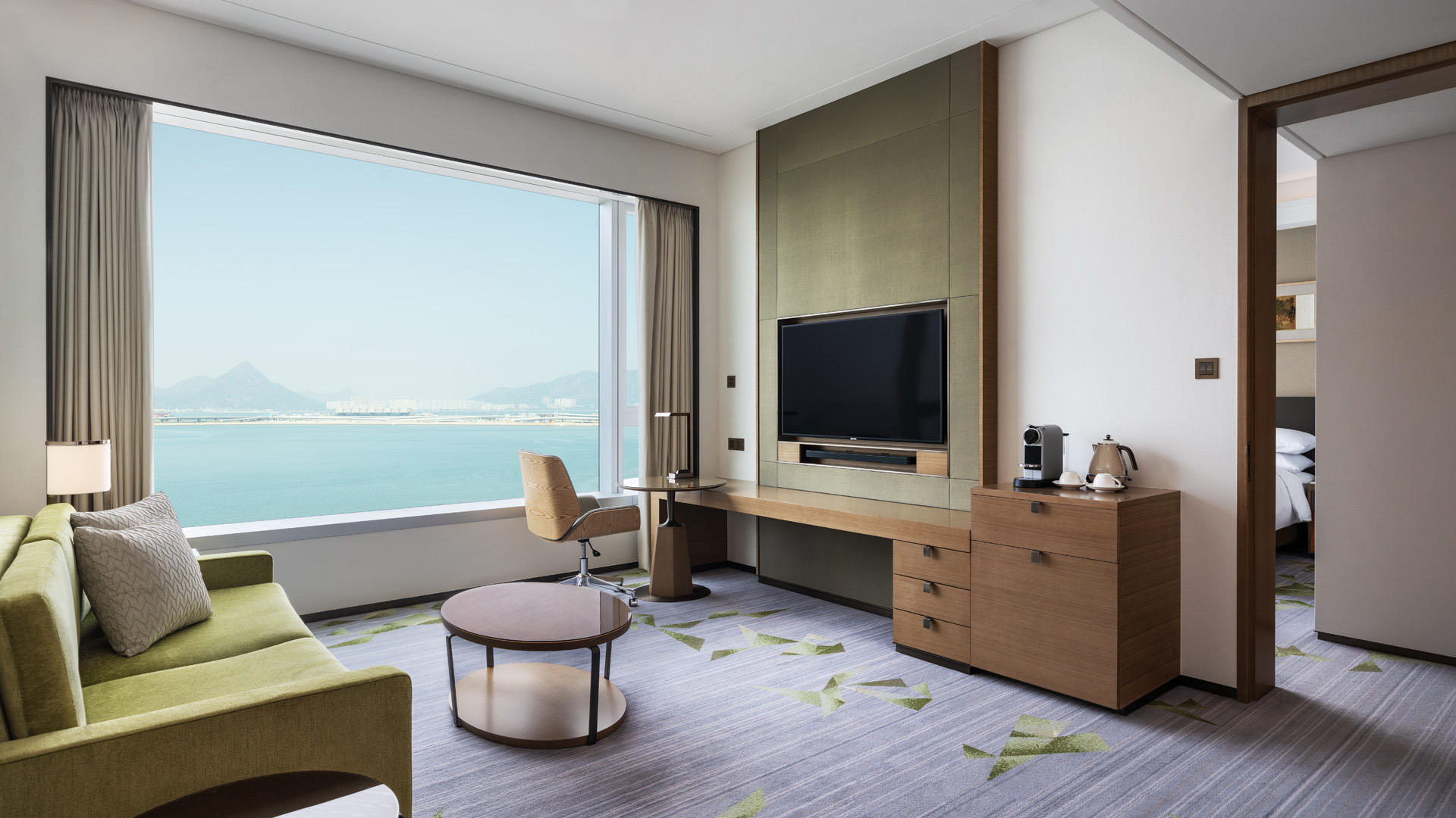 Rosewood Hong Kong - Enjoy a refreshing getaway and retreat to Rosewood ...