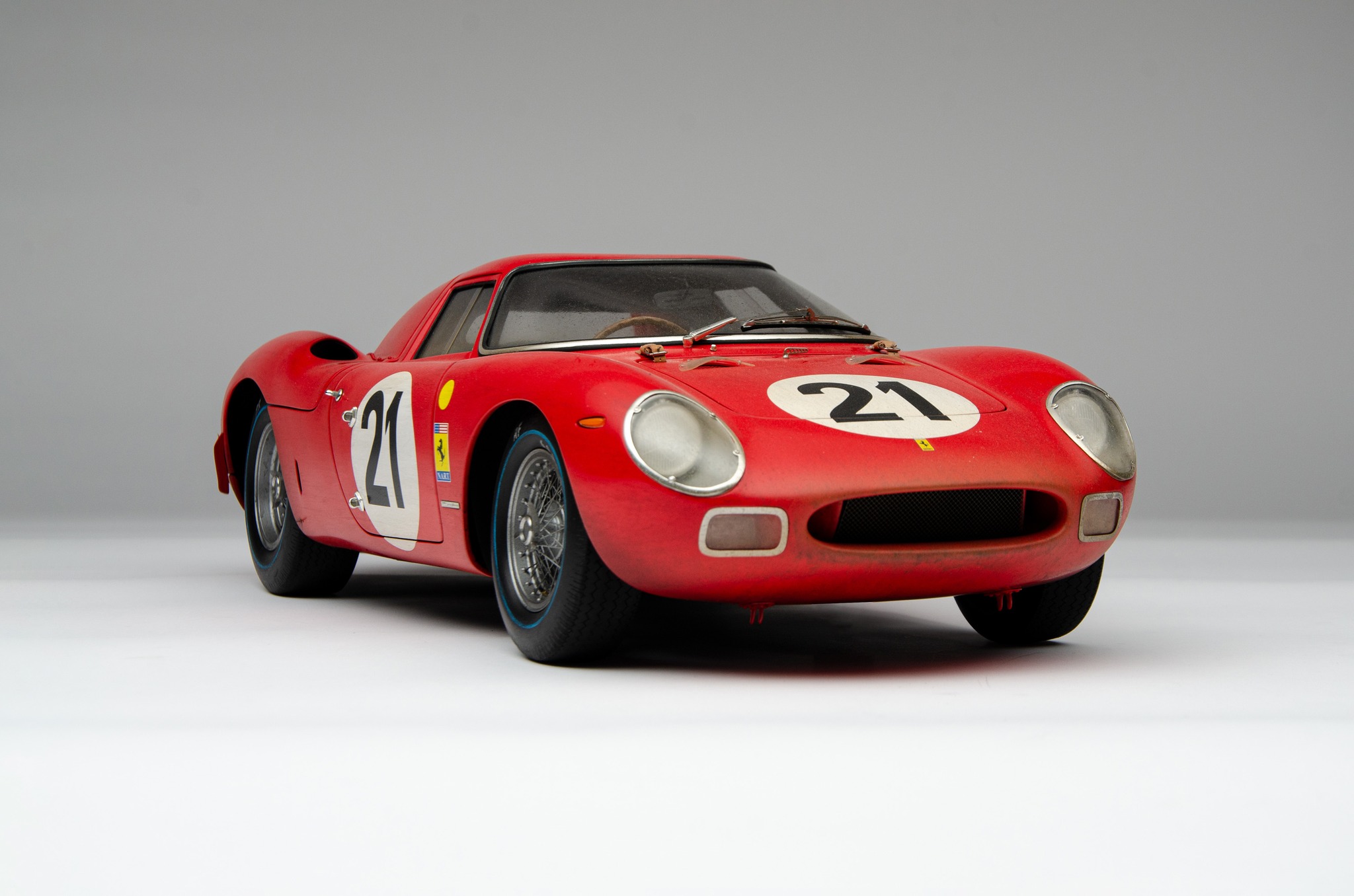 Ferrari 250 LM 1:18 scale model available