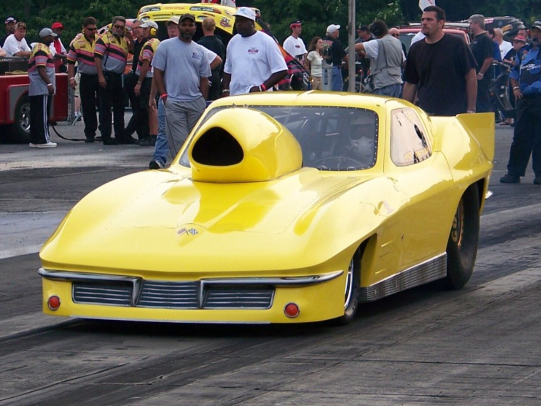Drag - Milt Decker in his Pro Mod Corvette at Maryland International ...