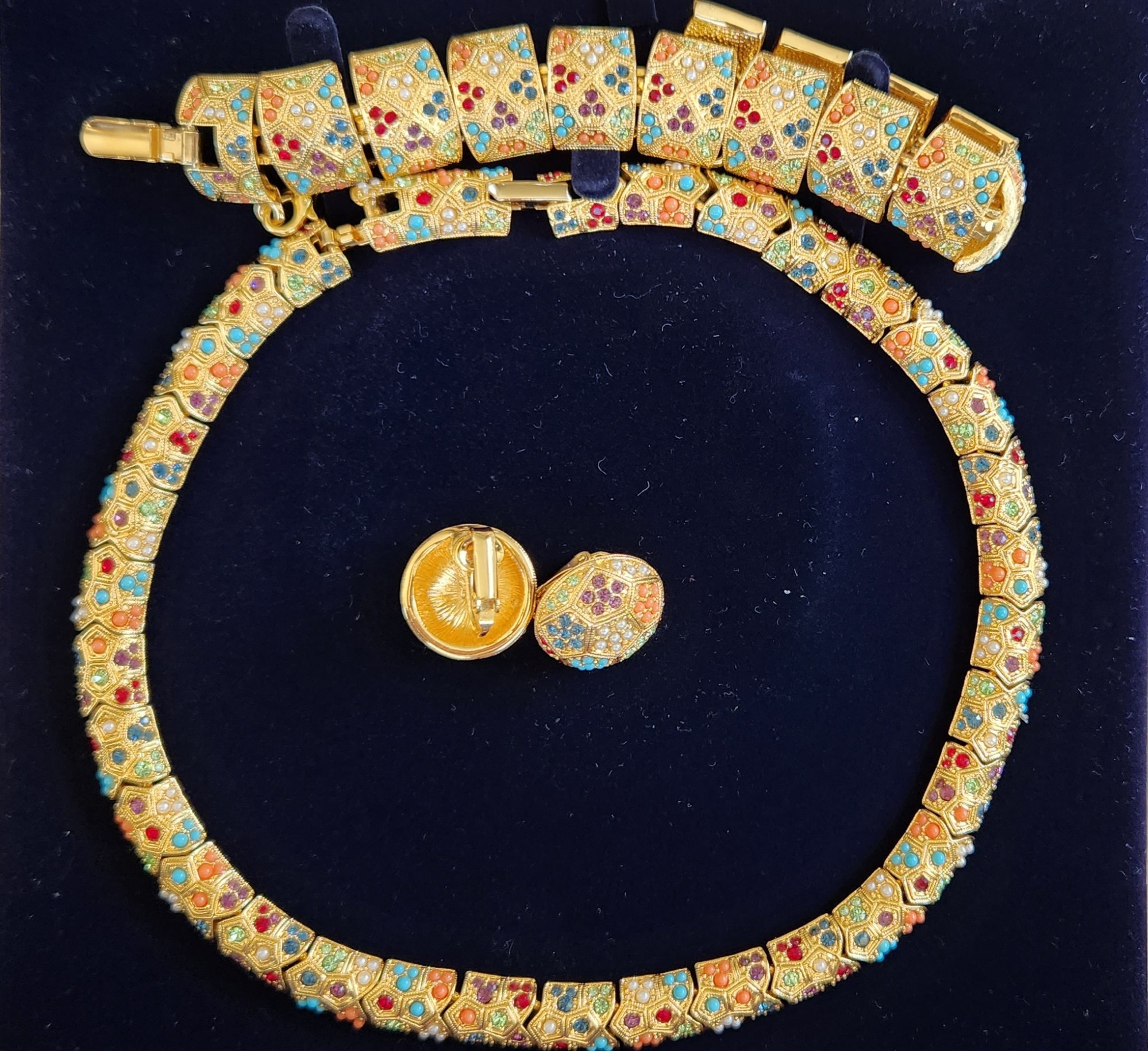 Amanda Suarez Set - Jewelry Sets - Sydney, Australia | Facebook 