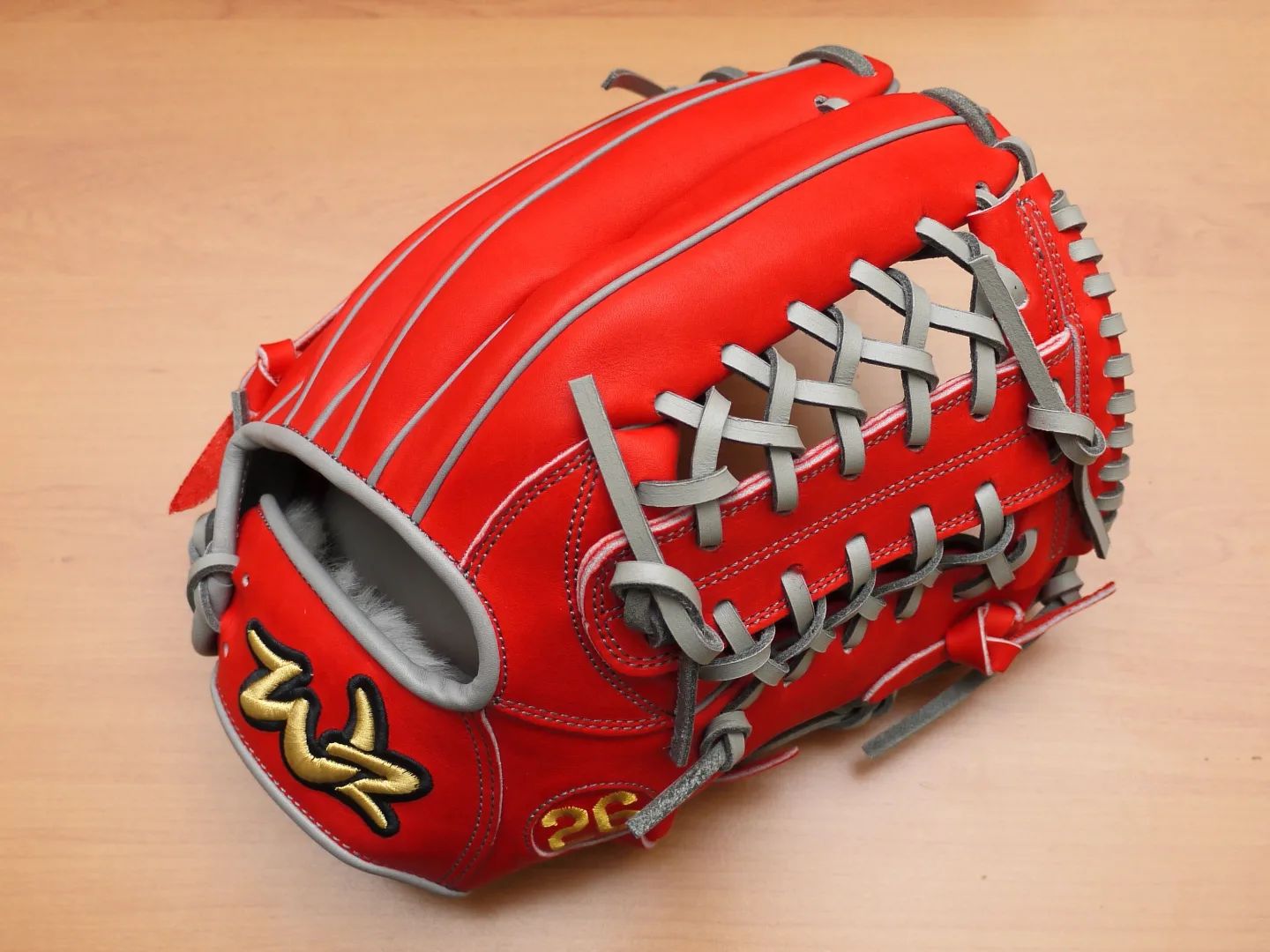 Customise yours🌊 #gloveworks #グラブワークス | Gloveworks