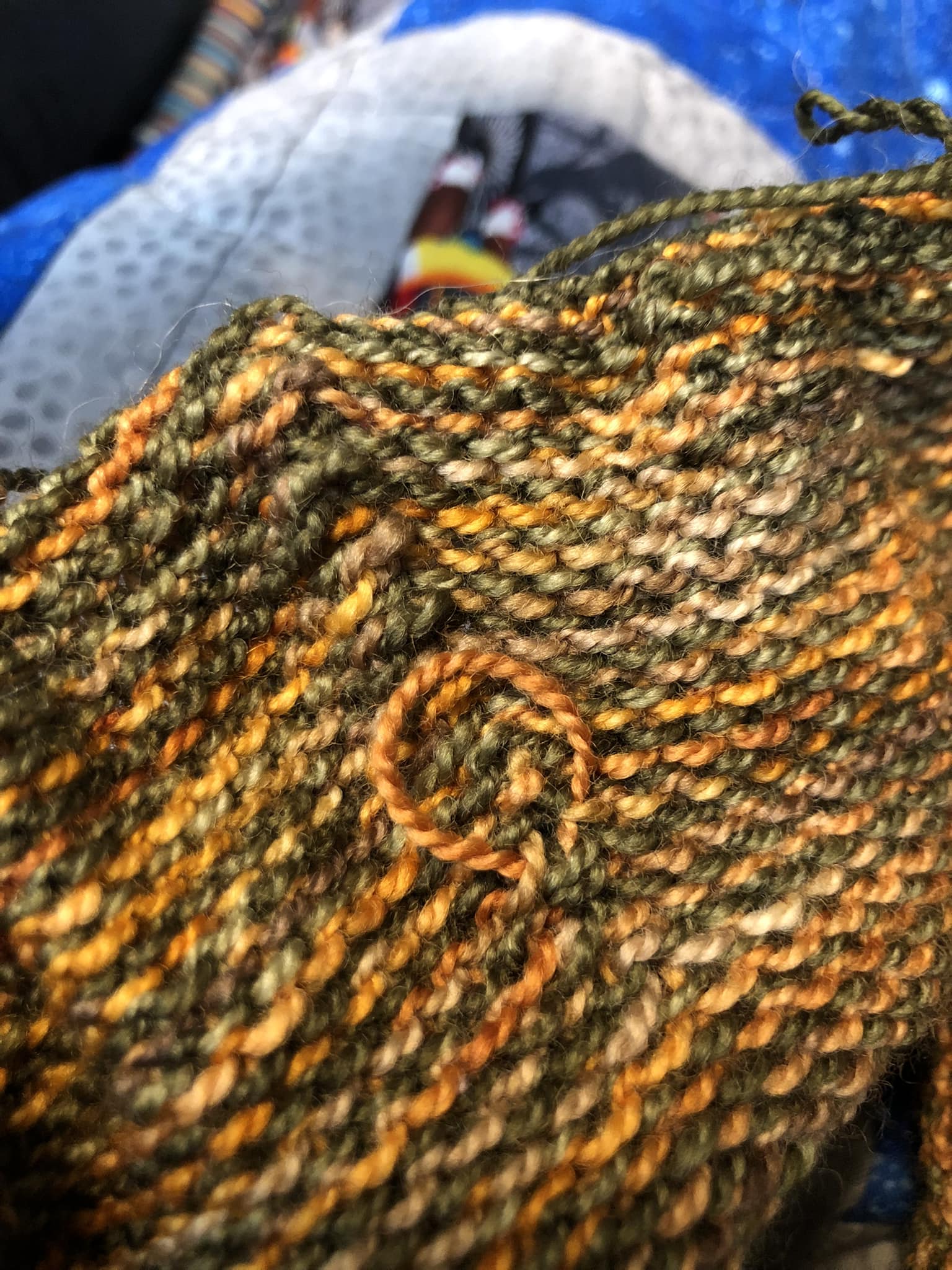 How to fix a broken string loop on a halter neck dress?