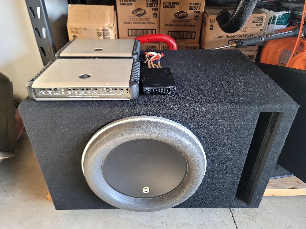 What battery to use for car audio system?