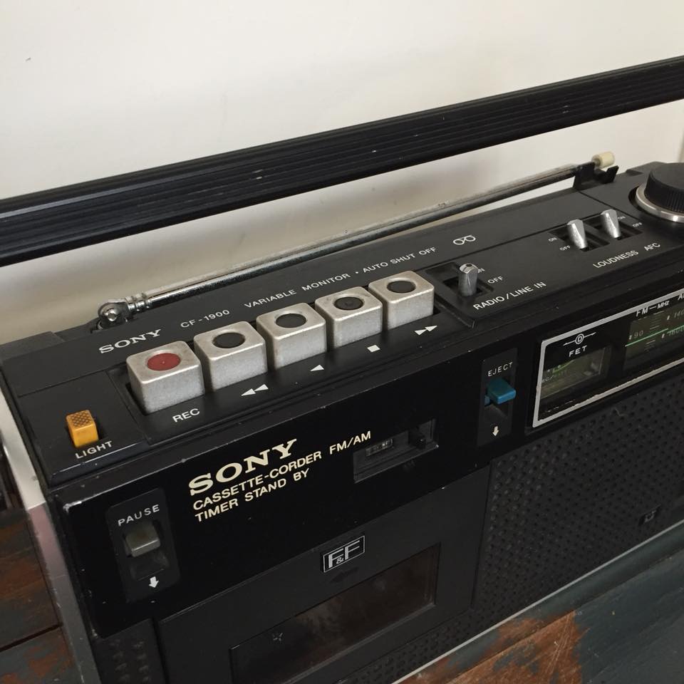 ソニーSONY CF-1900 ラジカセプロ級銘機昭和レトロ1974年日本製(售完)