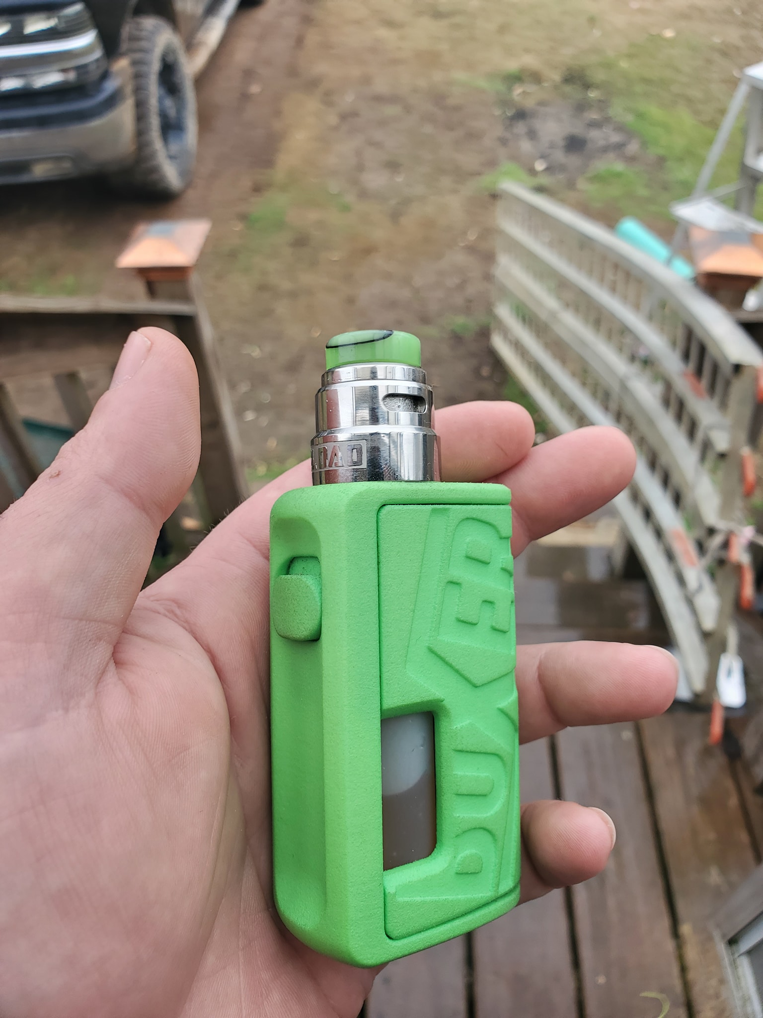 vape tank stuck on mod keeps spinning Is there such thing as a vapor lock or something. I'm using a different rda  than normally and it bottle seems to get sucked in when I squeeze it and  half the