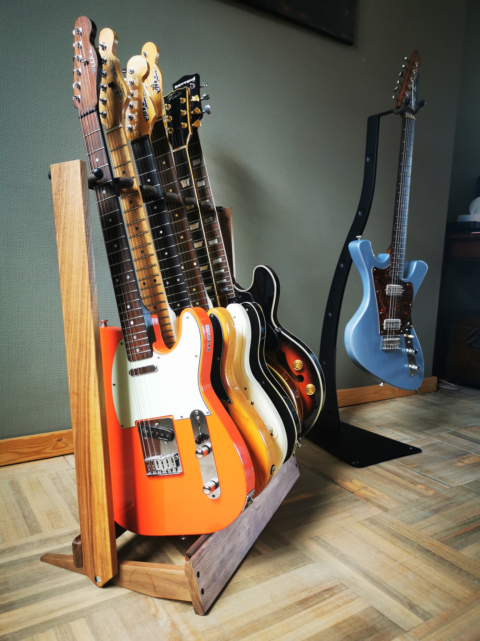 Take a look at this!... - String Swing Displays