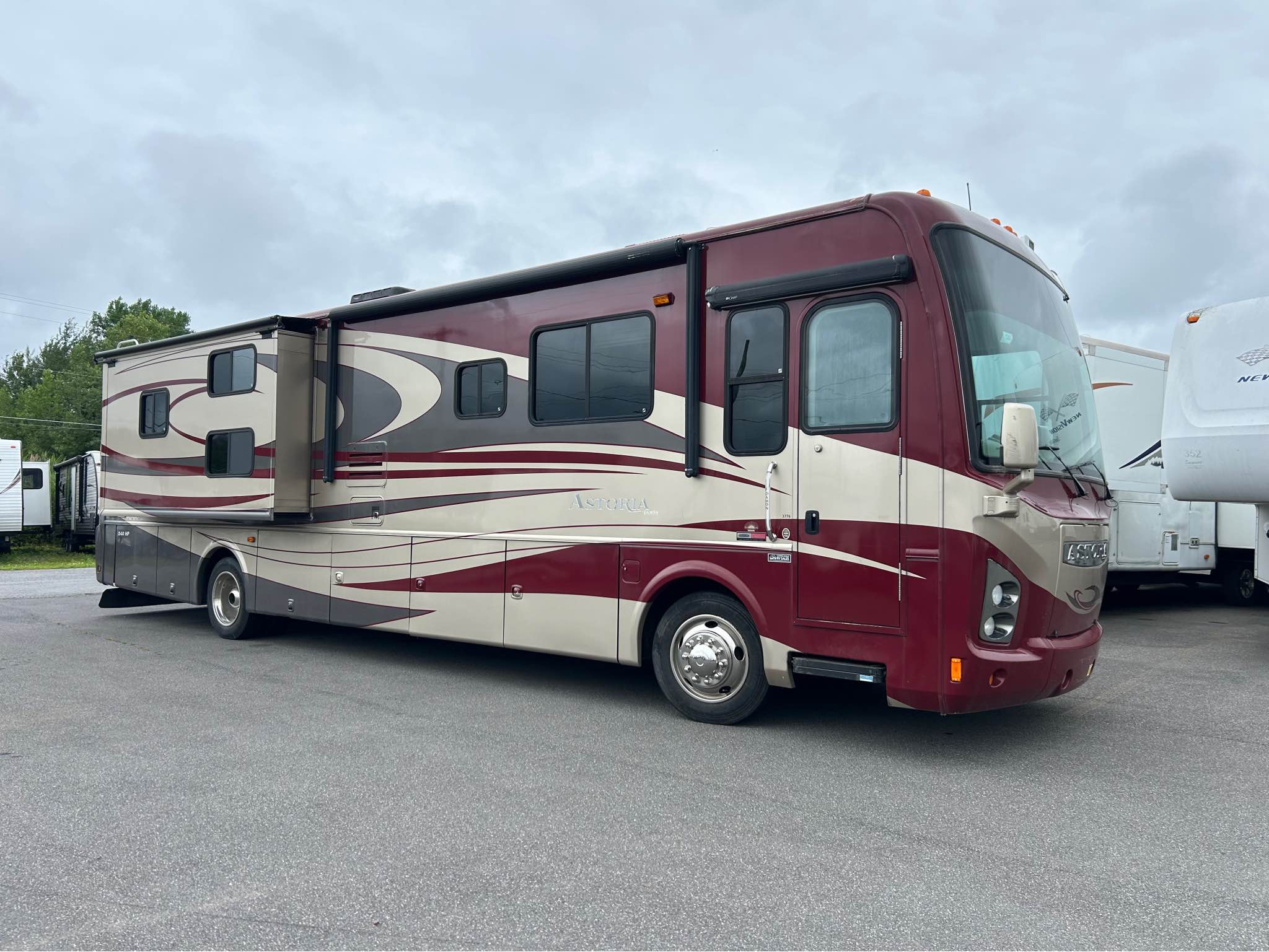 2008 Damon Astoria - RVs & Campers - Oswego, New York | Facebook ...
