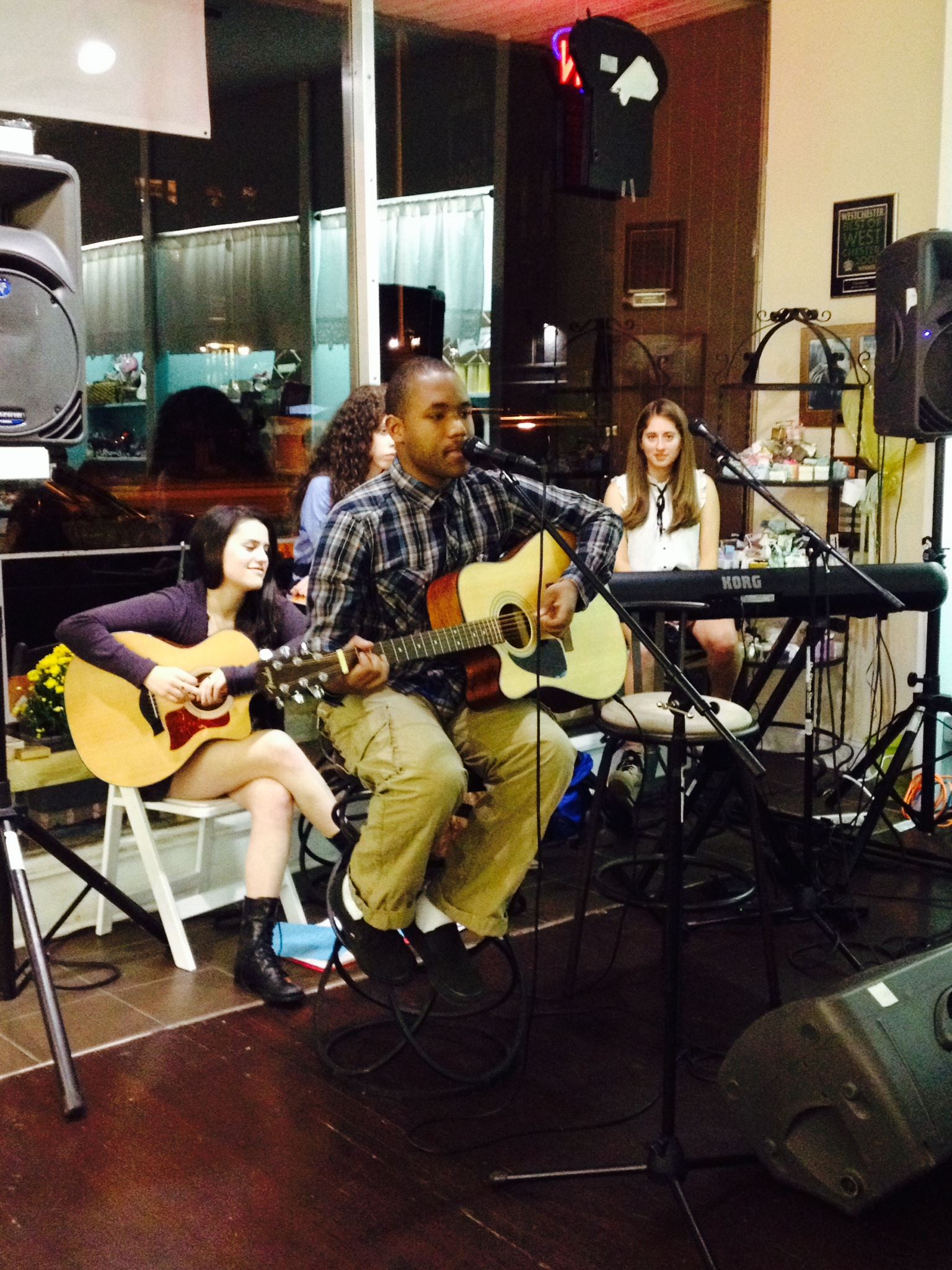 Round Robin Songwriter Circle