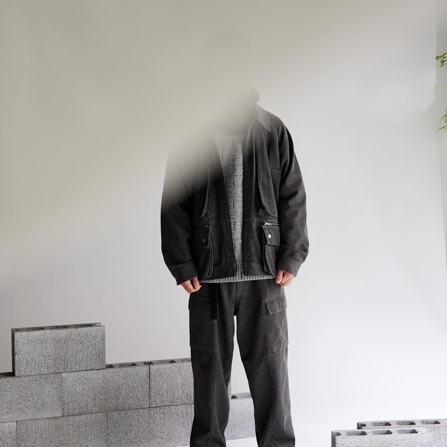 Neweye NE22W005 Block Knit 25,300円(税込) そうです、ブロックです 