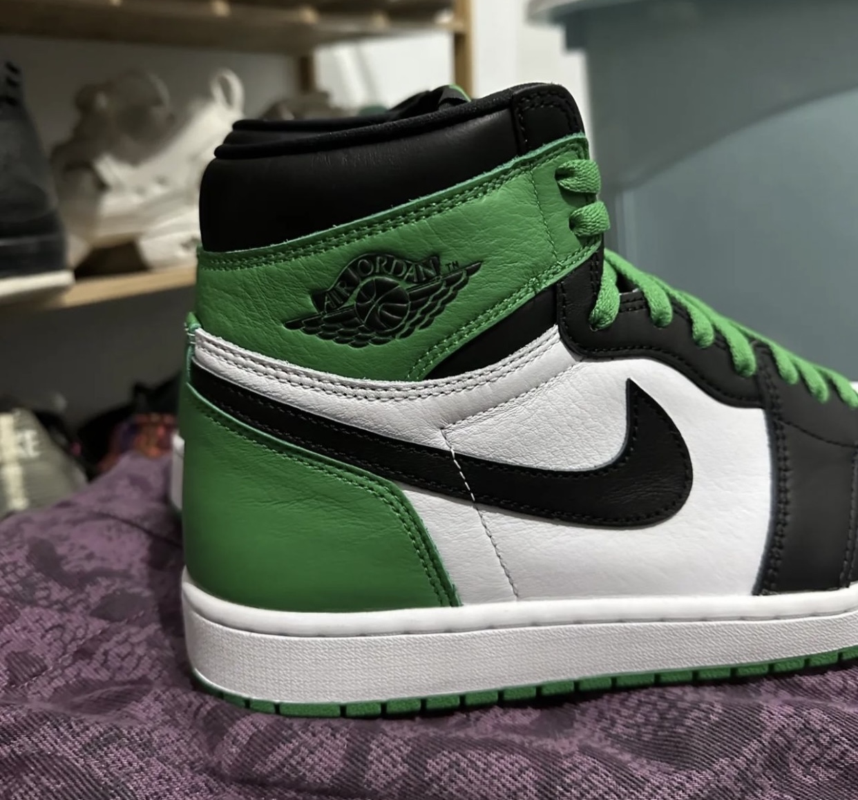AJ1 High OG CelticsBlack and Lucky Green Air Jordan 1 Retro High 