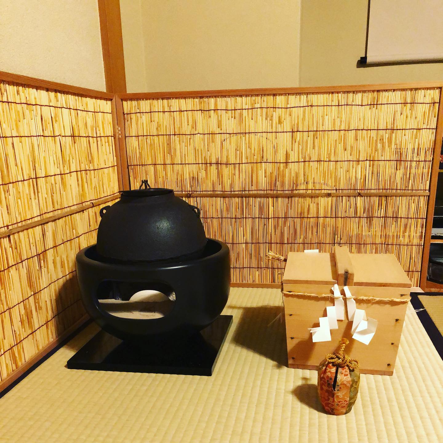 千紫庵 - 名水点にチャレンジ‼️ 美味しい名水を回し飲みせずに各々の茶碗で頂きました！...