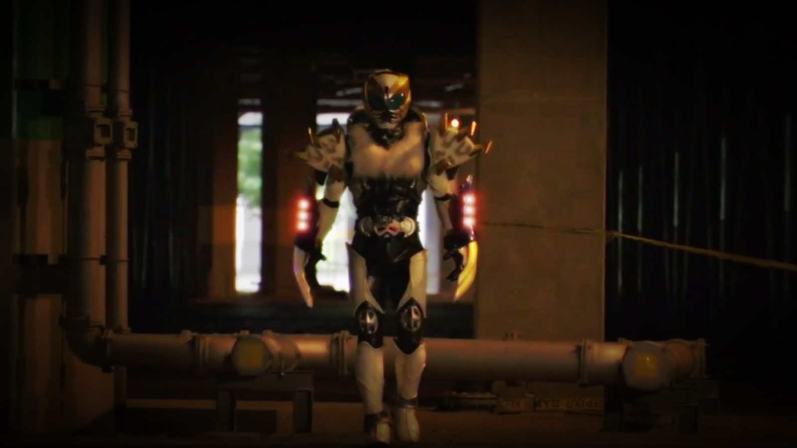 Takato Shiramine (Kamen Rider Rey) - Home