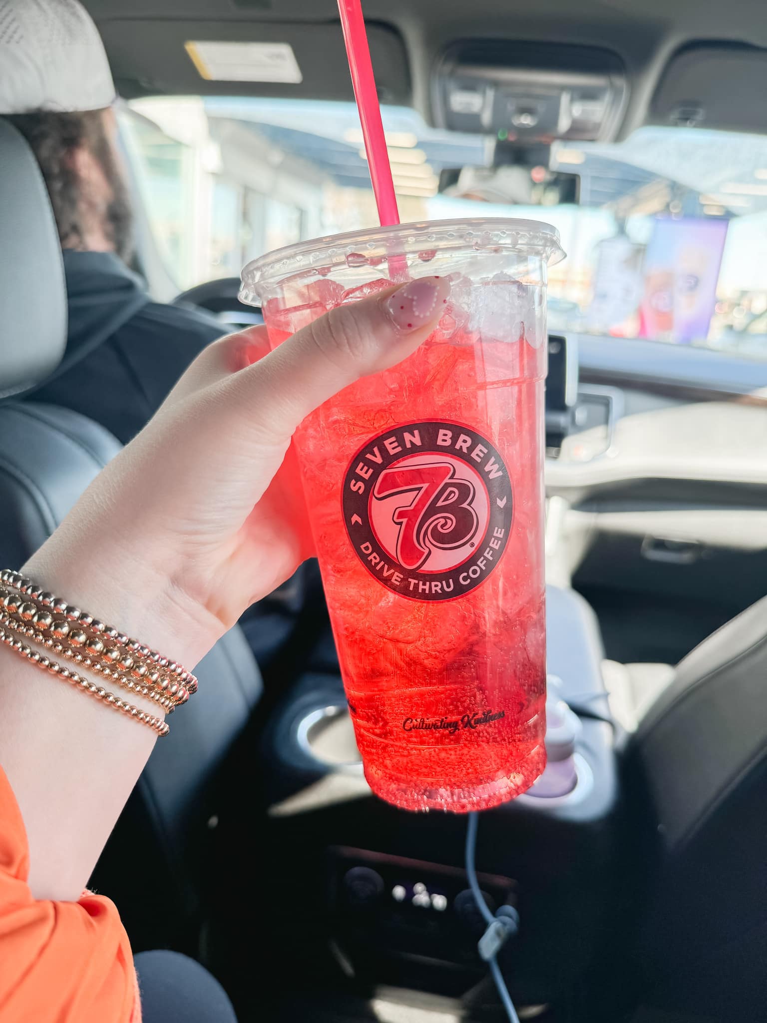 Drue Basham - 7 brew razor berry🤌🏻🤌🏻🎀😍 I love you can get... | Facebook