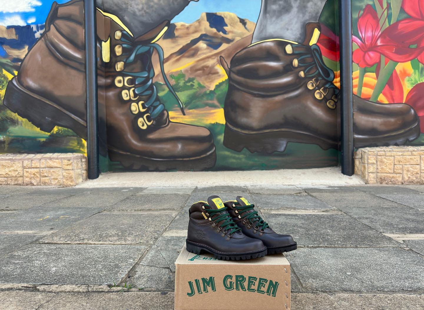 The Razorback - A Piece of Art in... - Jim Green Footwear | Facebook
