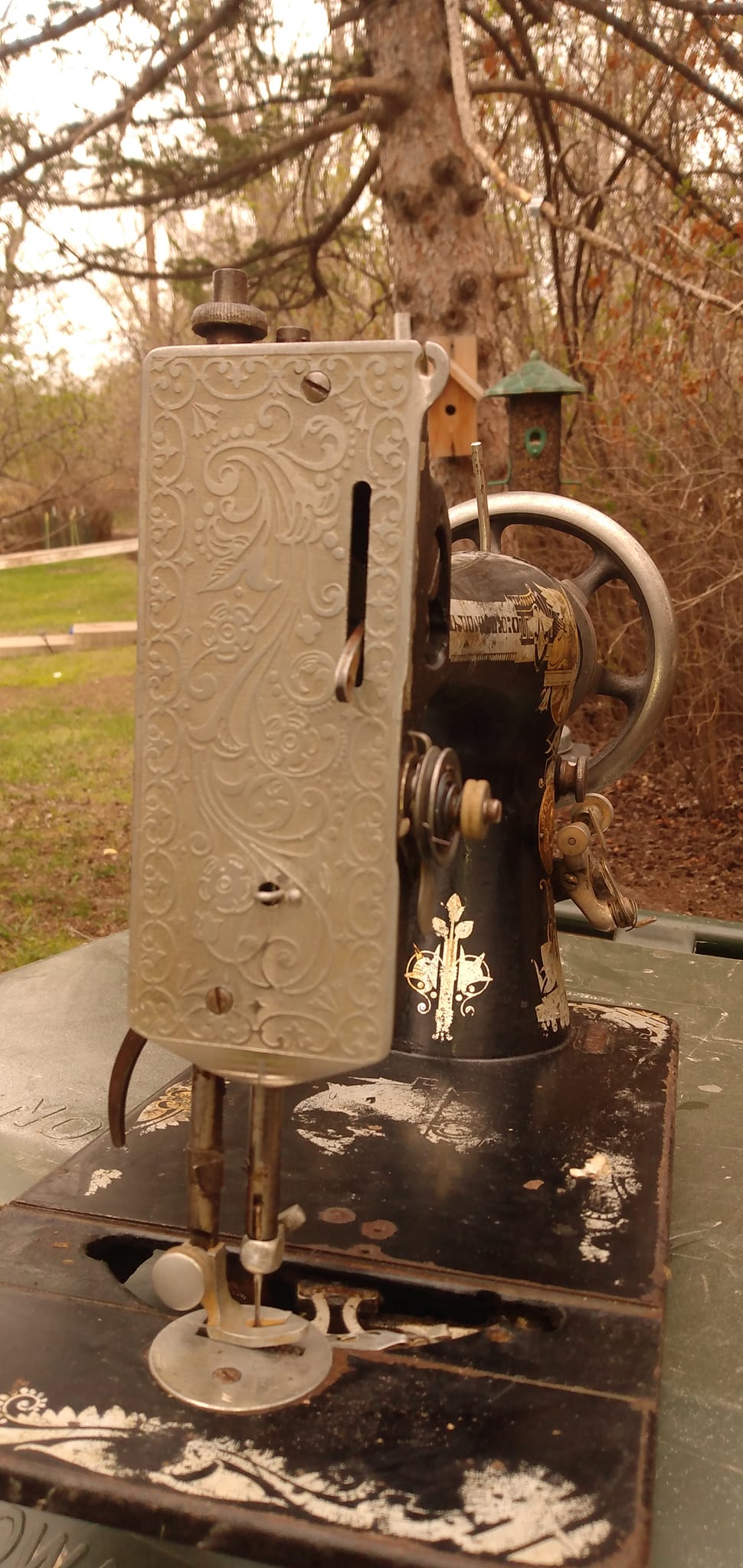 What is the value of a 1906 Singer Sphinx model 127K sewing machine?