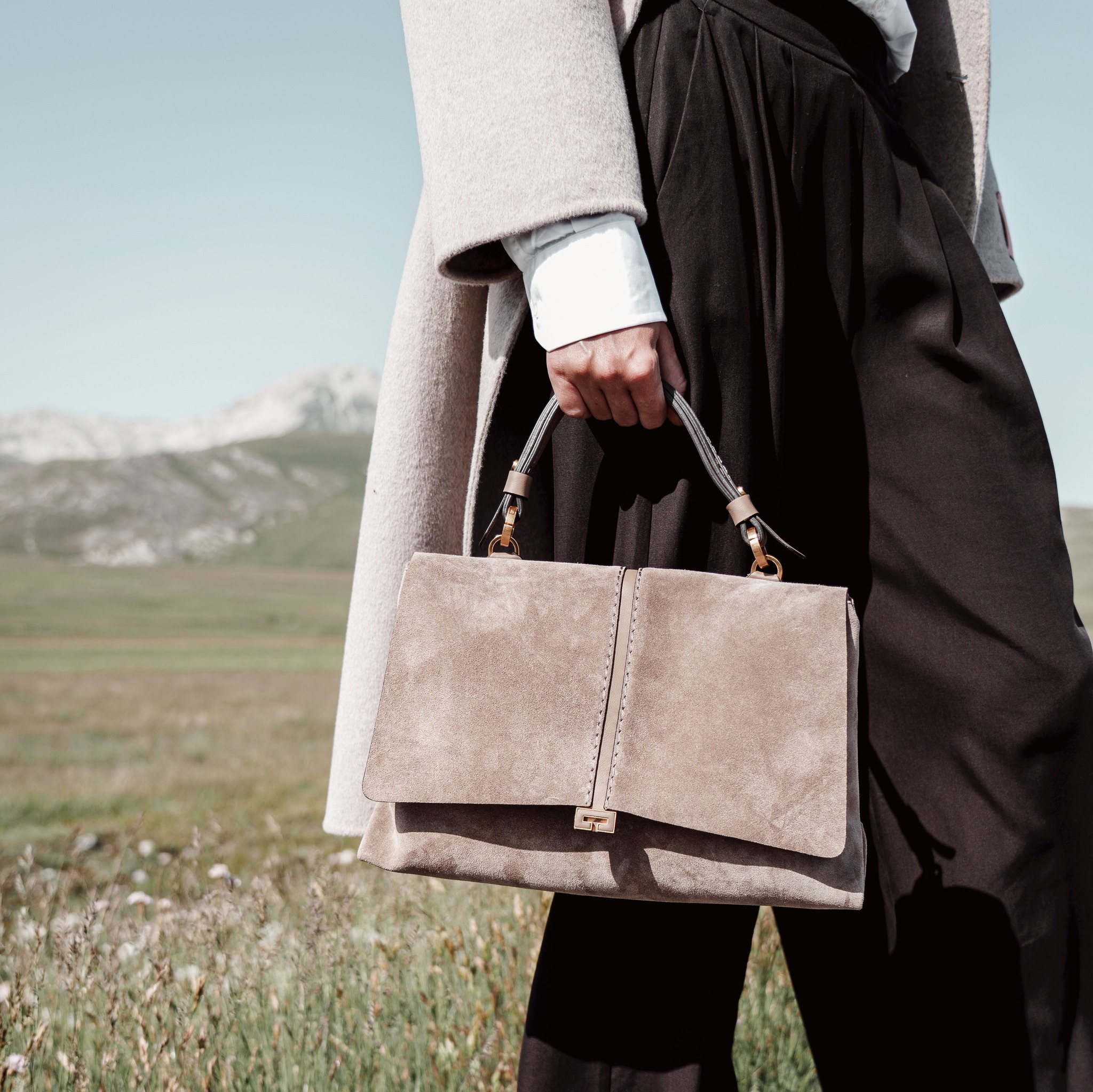 Loristella - Everyday glamorous with Kendall Bag. #Loristella 