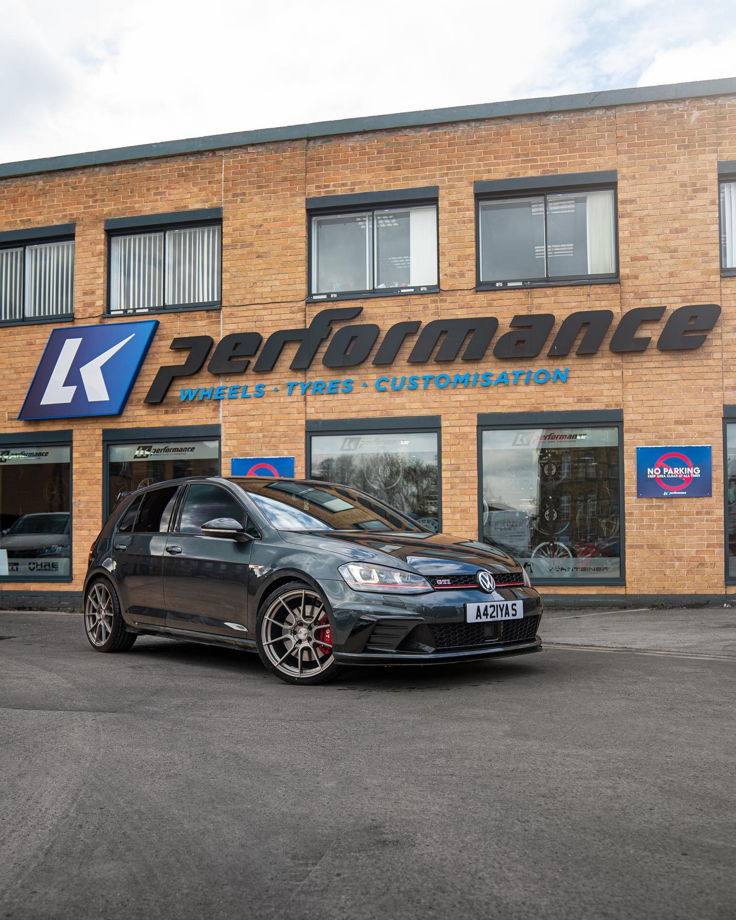 LK Performance - How cool does this look 🙌 A rare... | Facebook