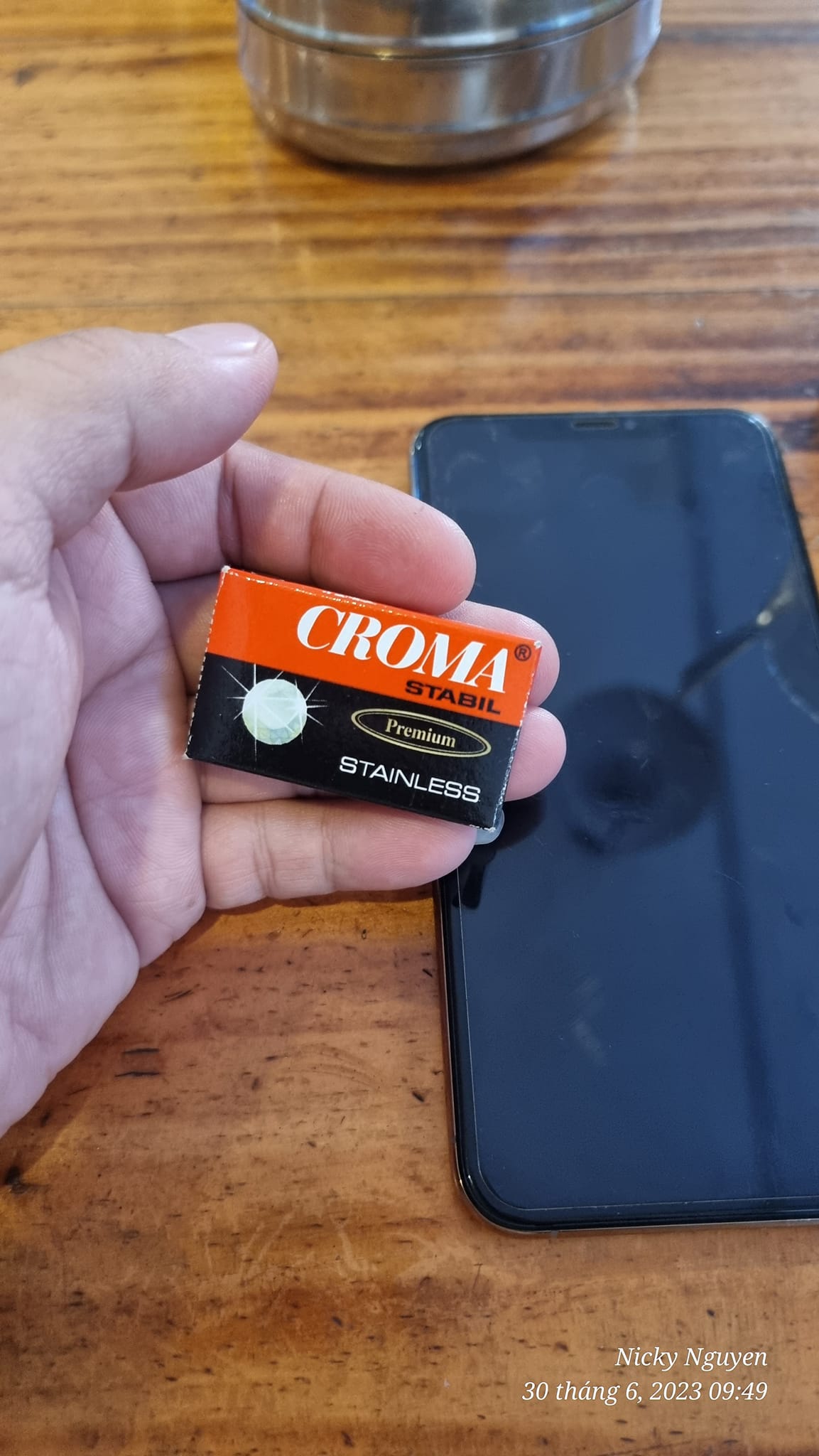 Croma Premium Razor Viet Nam