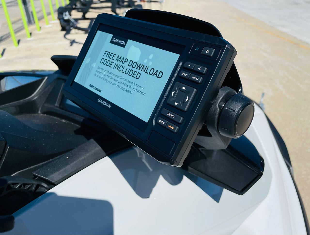 garmin fish finders 2022 STRIKER Vivid 7cv Fishfinder w-GT20-TM use controls and sensitive GPS Garmin STRIKER Vivid 7cv Fishfinder